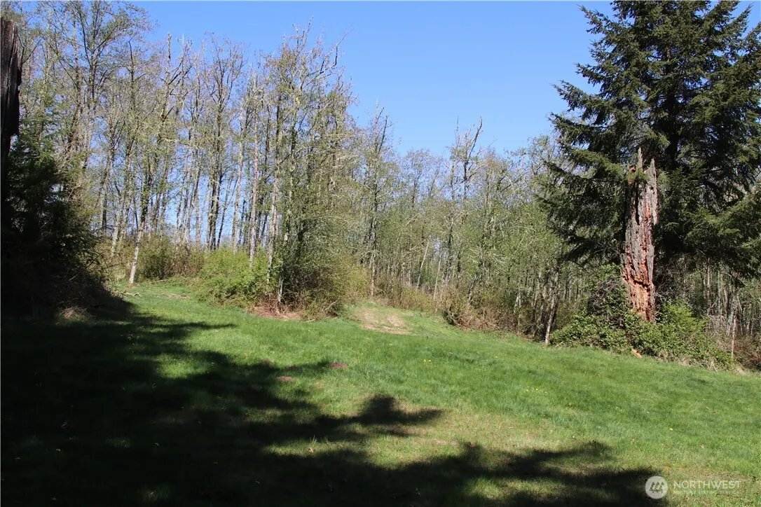 17635 SE Cougar Mountain Drive , Bellevue, WA 98006