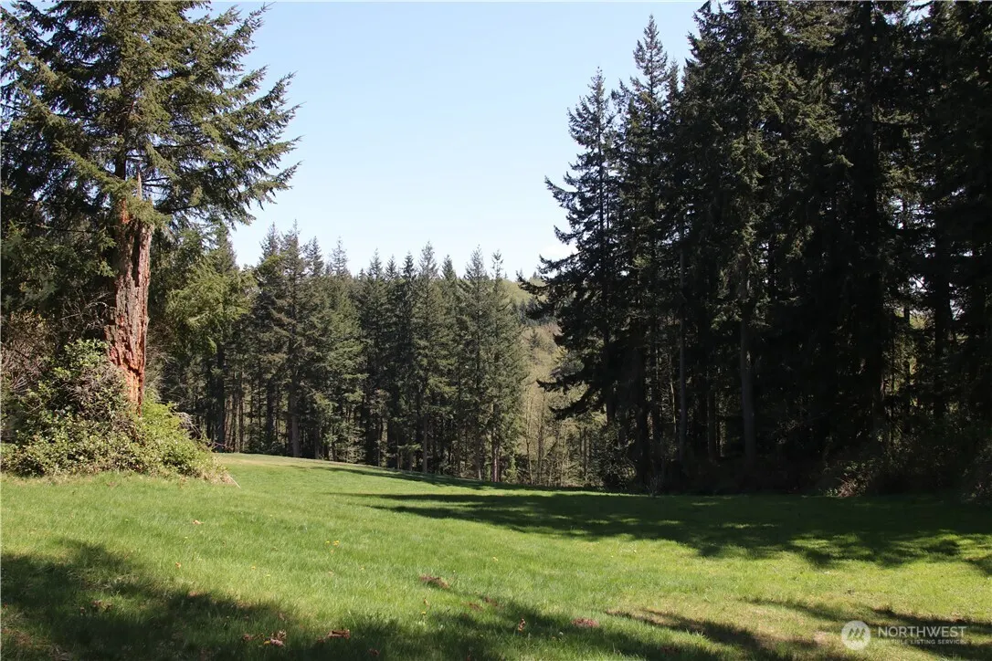 17635 SE Cougar Mountain Drive , Bellevue, WA 98006