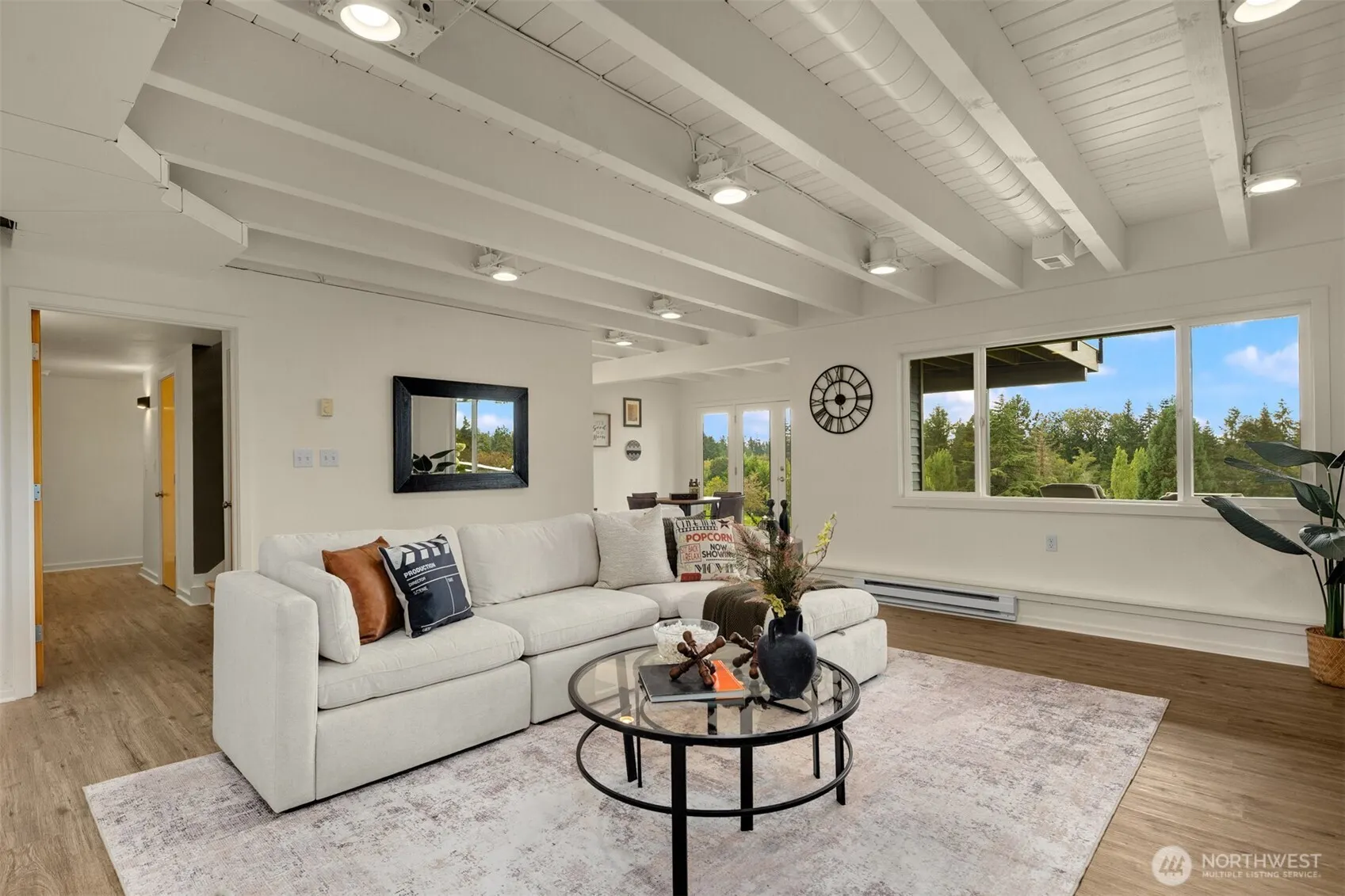 14350 160th Place NE, Woodinville, WA 98072