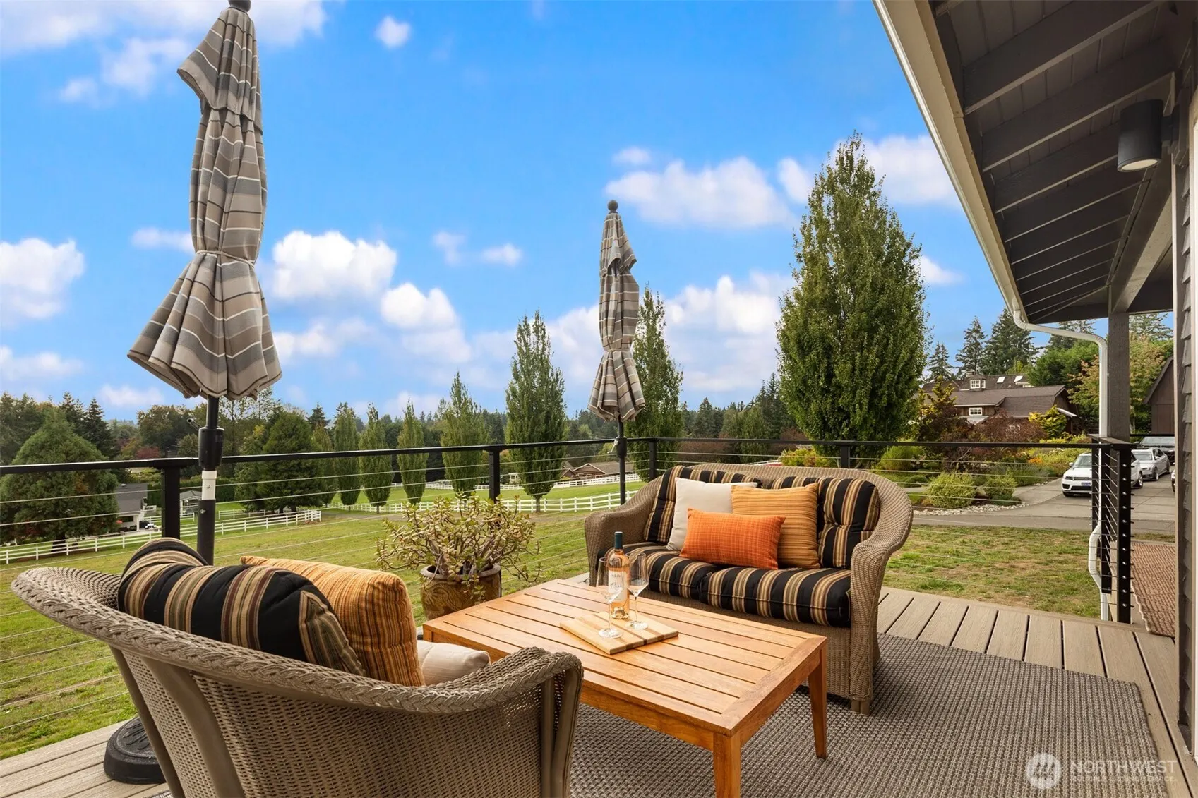 14350 160th Place NE, Woodinville, WA 98072