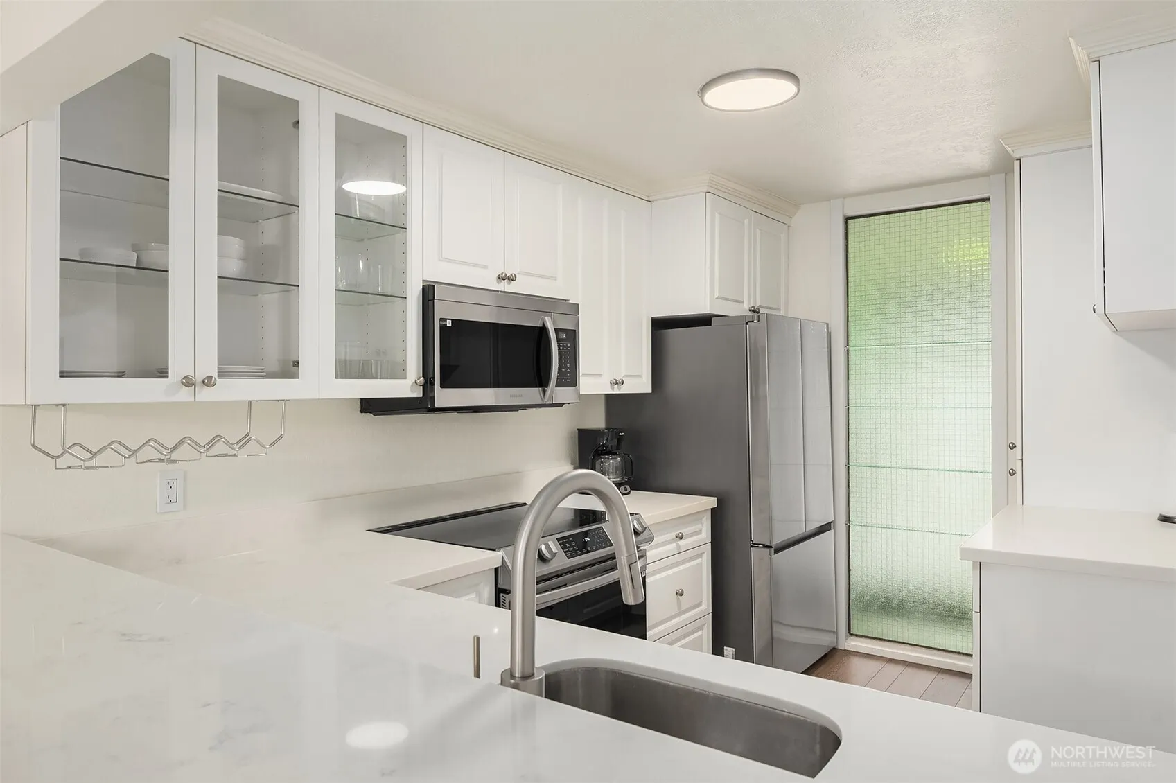 6582 137th Avenue NE #414, Redmond, WA 98052