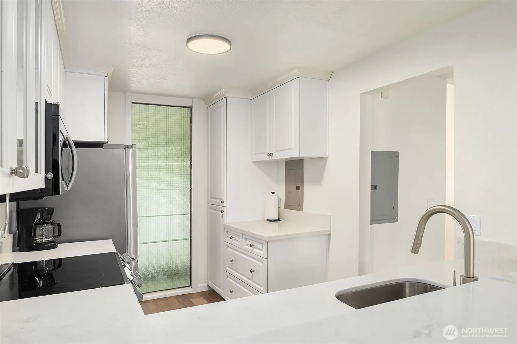 6582 137th Avenue NE #414, Redmond, WA 98052