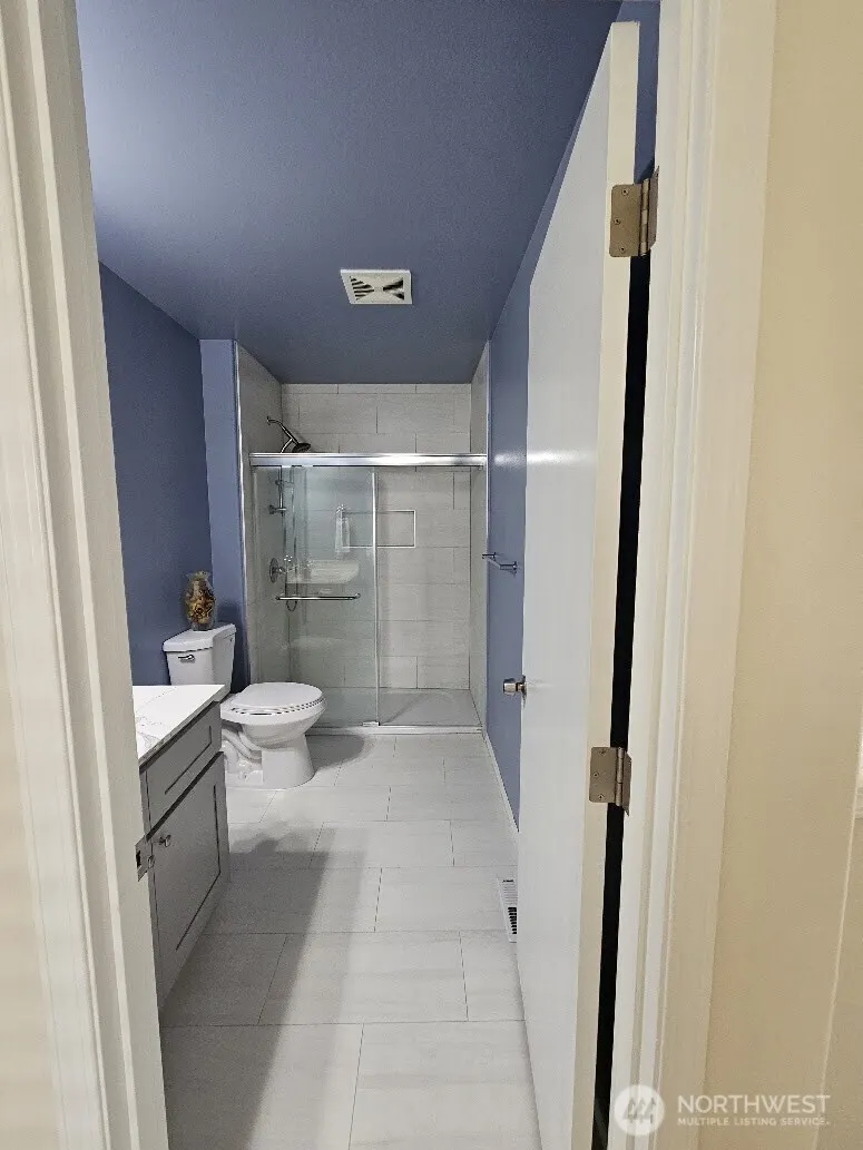 201 Glennwood Place SE, Renton, WA 98056
