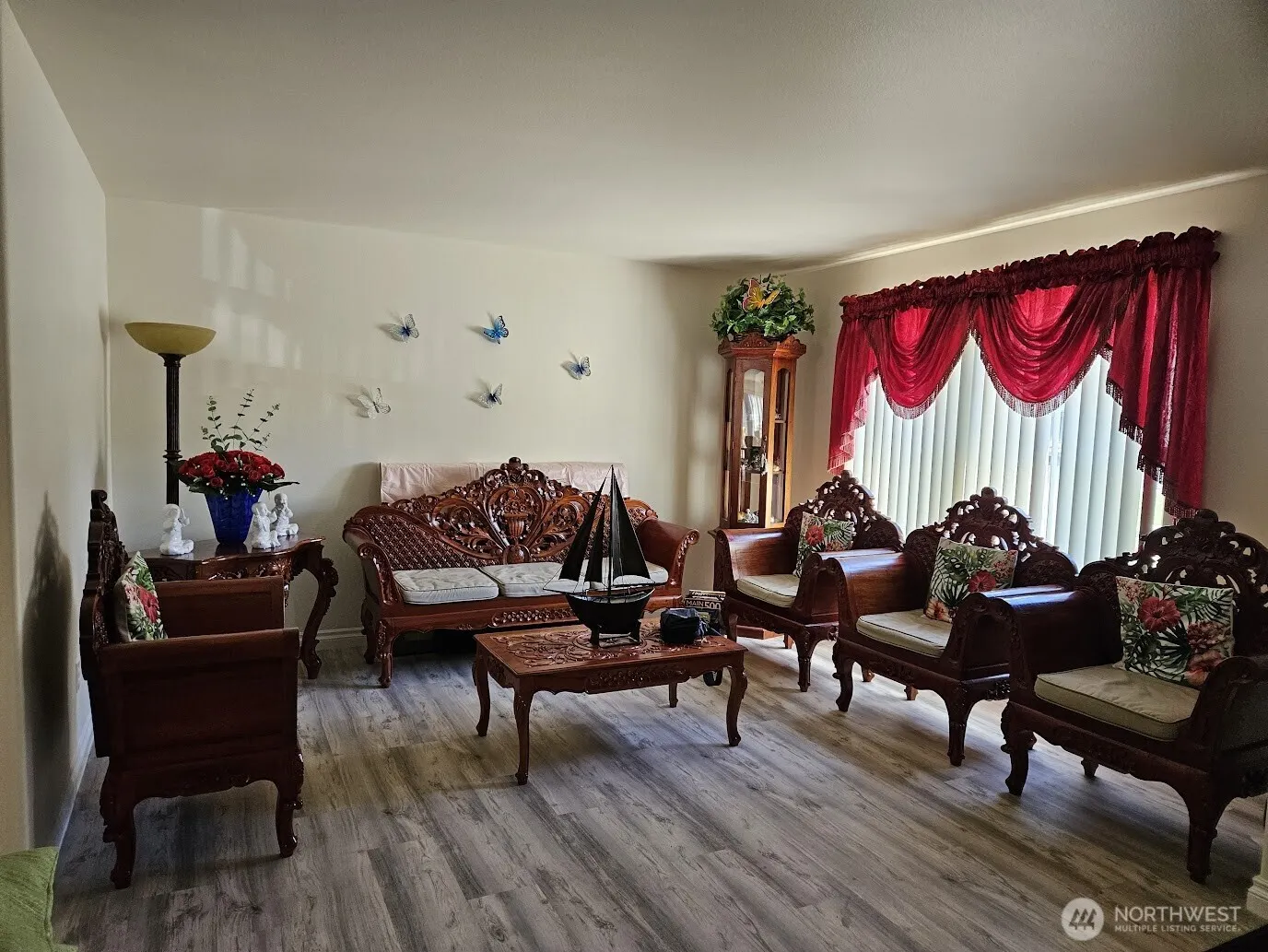 201 Glennwood Place SE, Renton, WA 98056