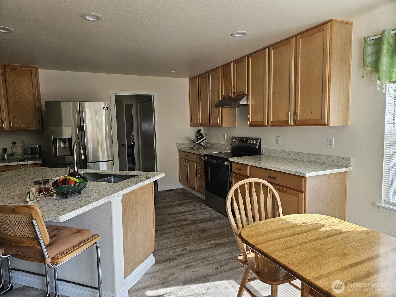 201 Glennwood Place SE, Renton, WA 98056