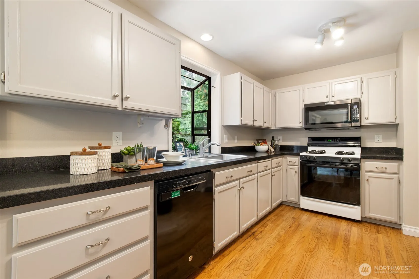 2636 242nd Place SE, Bothell, WA 98021