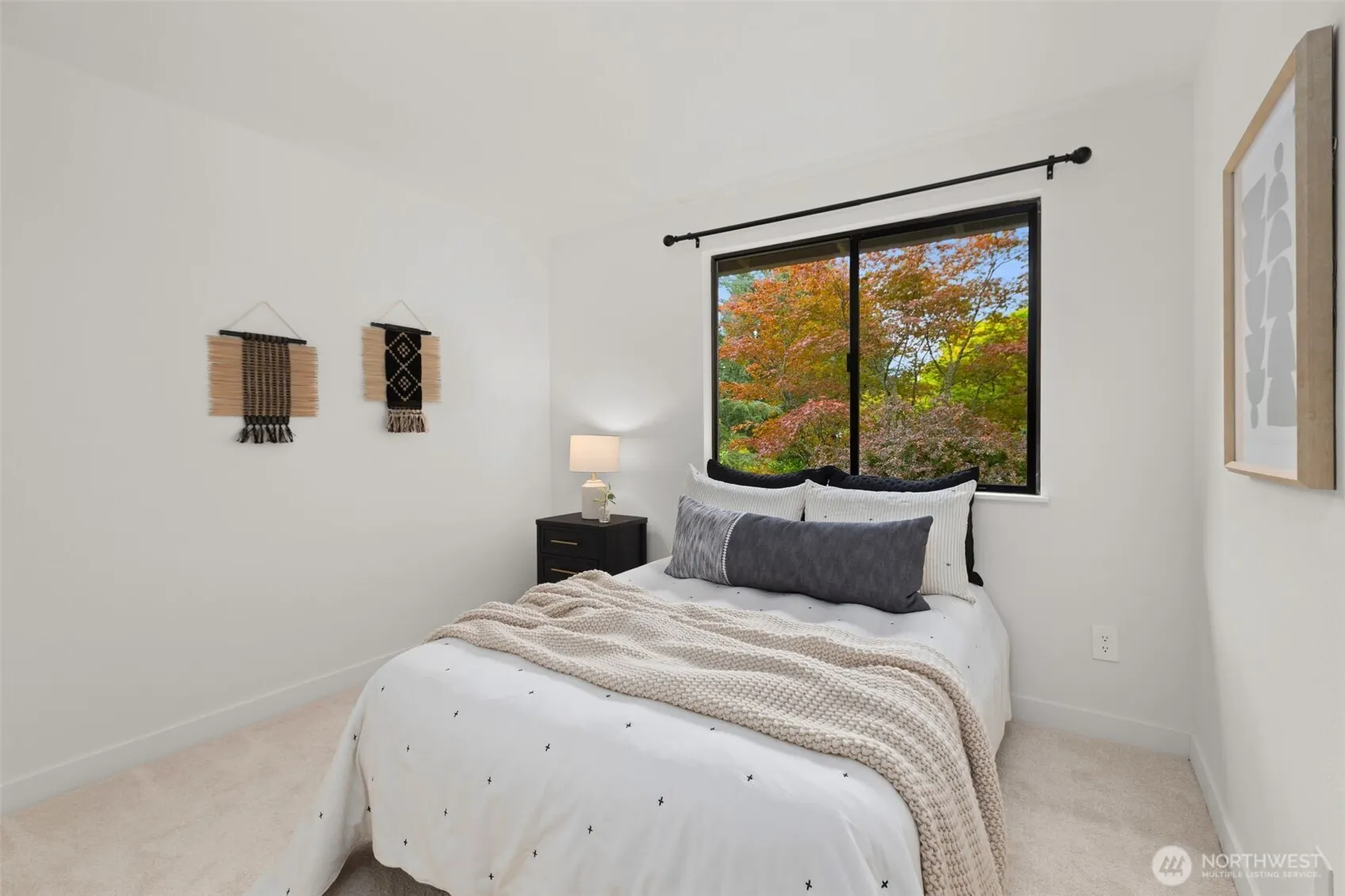 21803 NE 17th Court , Sammamish, WA 98074