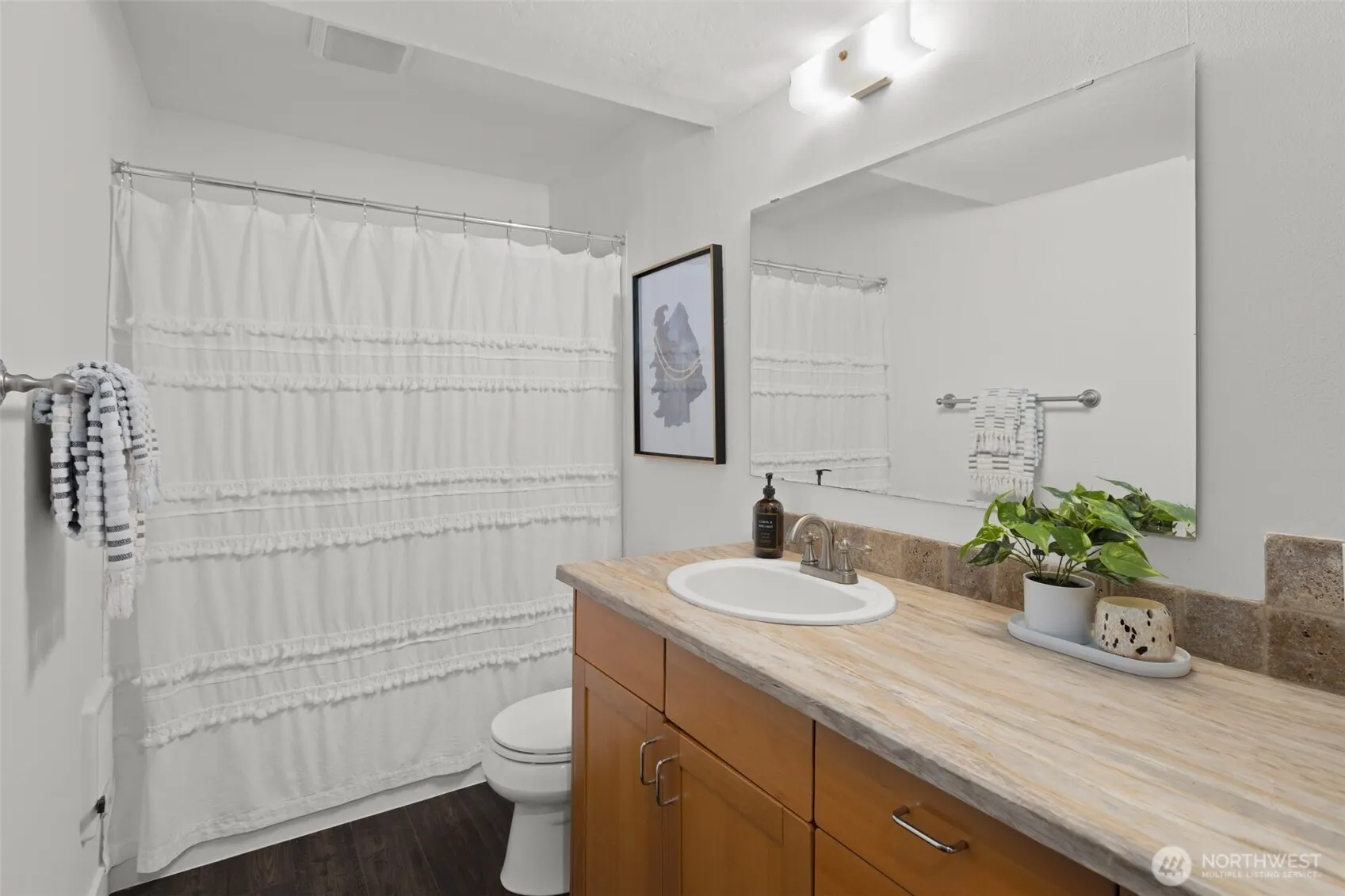 21803 NE 17th Court , Sammamish, WA 98074