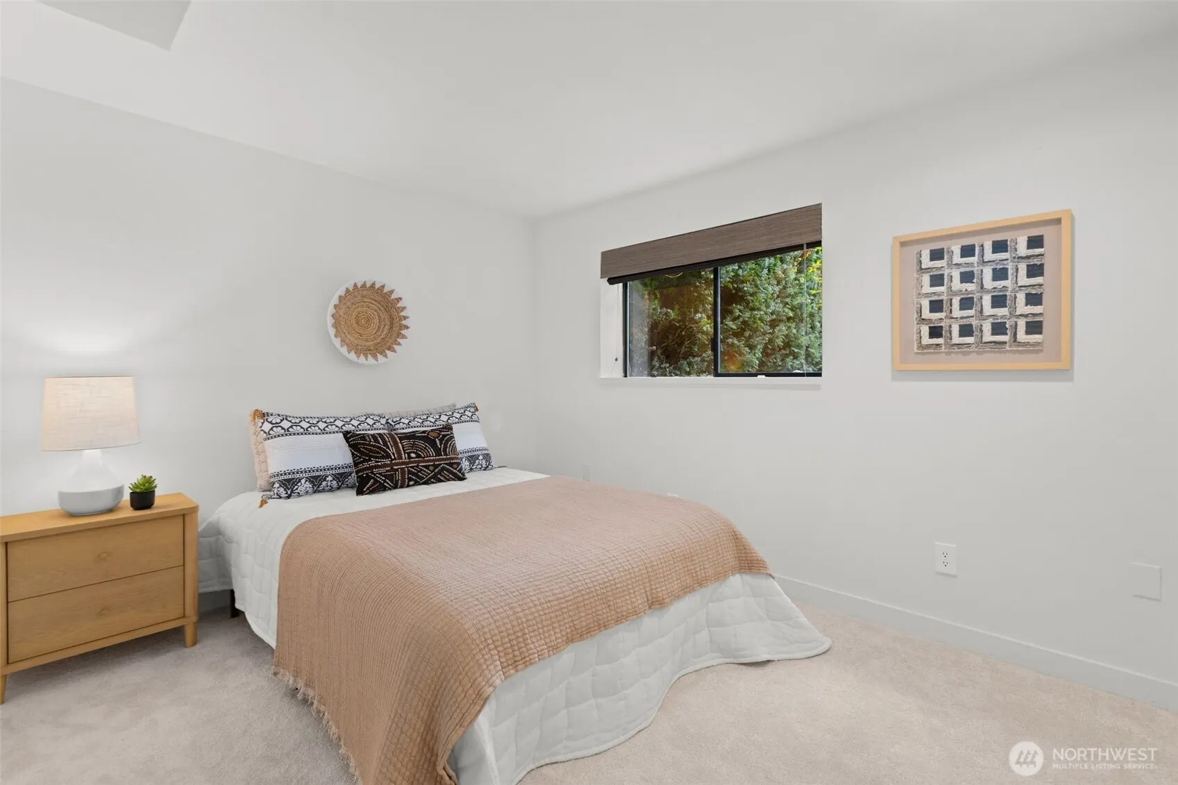 21803 NE 17th Court , Sammamish, WA 98074
