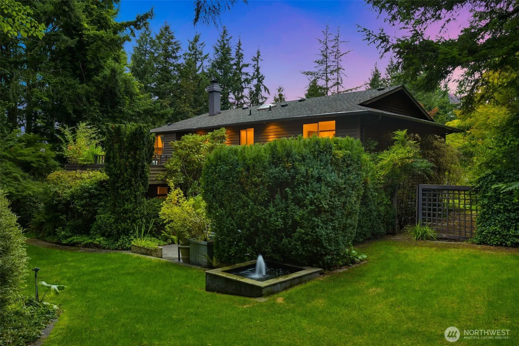 21803 NE 17th Court , Sammamish, WA 98074