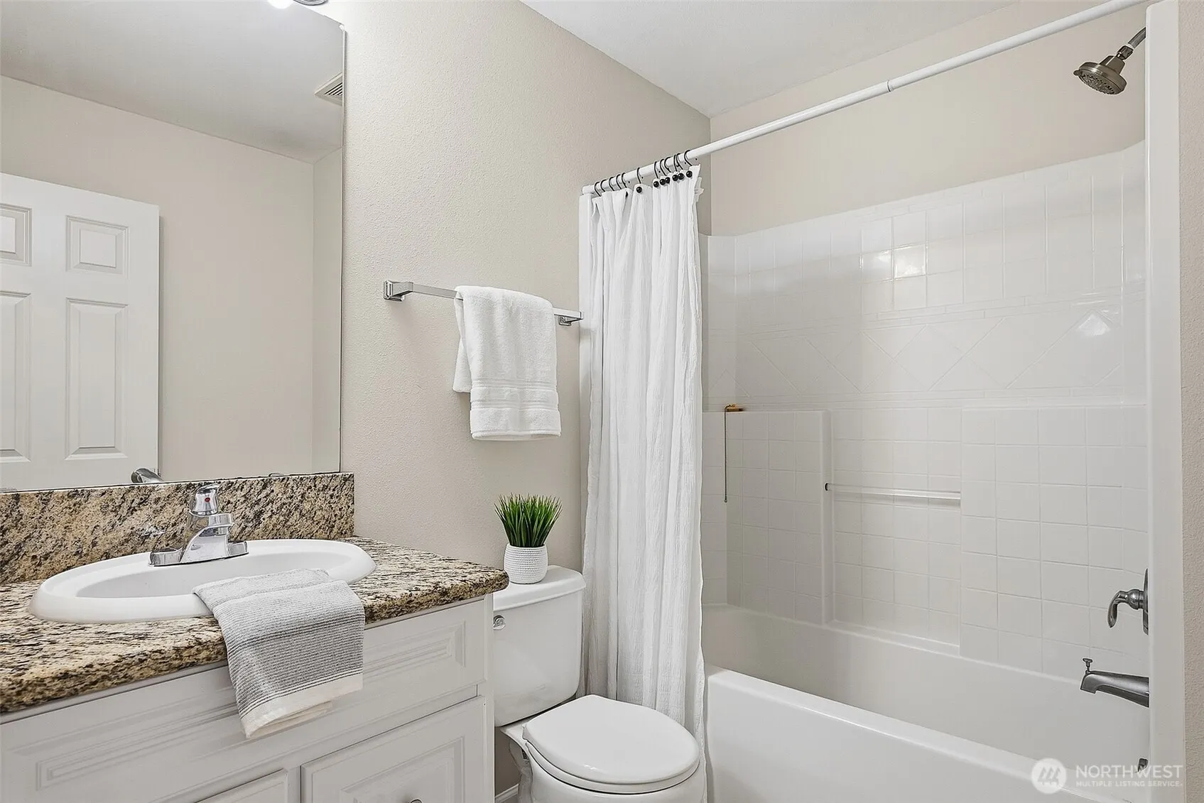 4811 Shattuck Place S #CC104, Renton, WA 98055