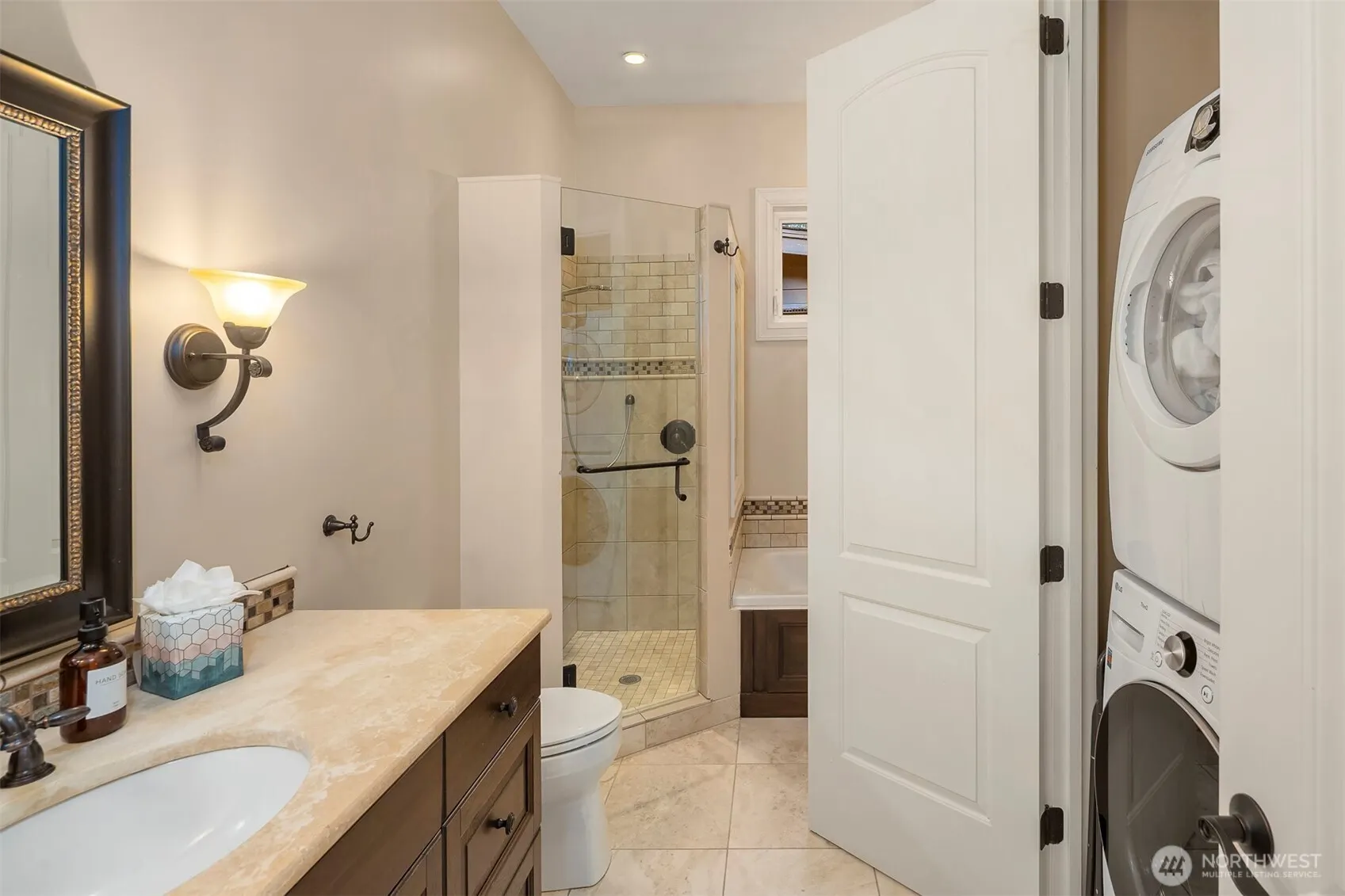 1736 125th Avenue SE, Bellevue, WA 98005