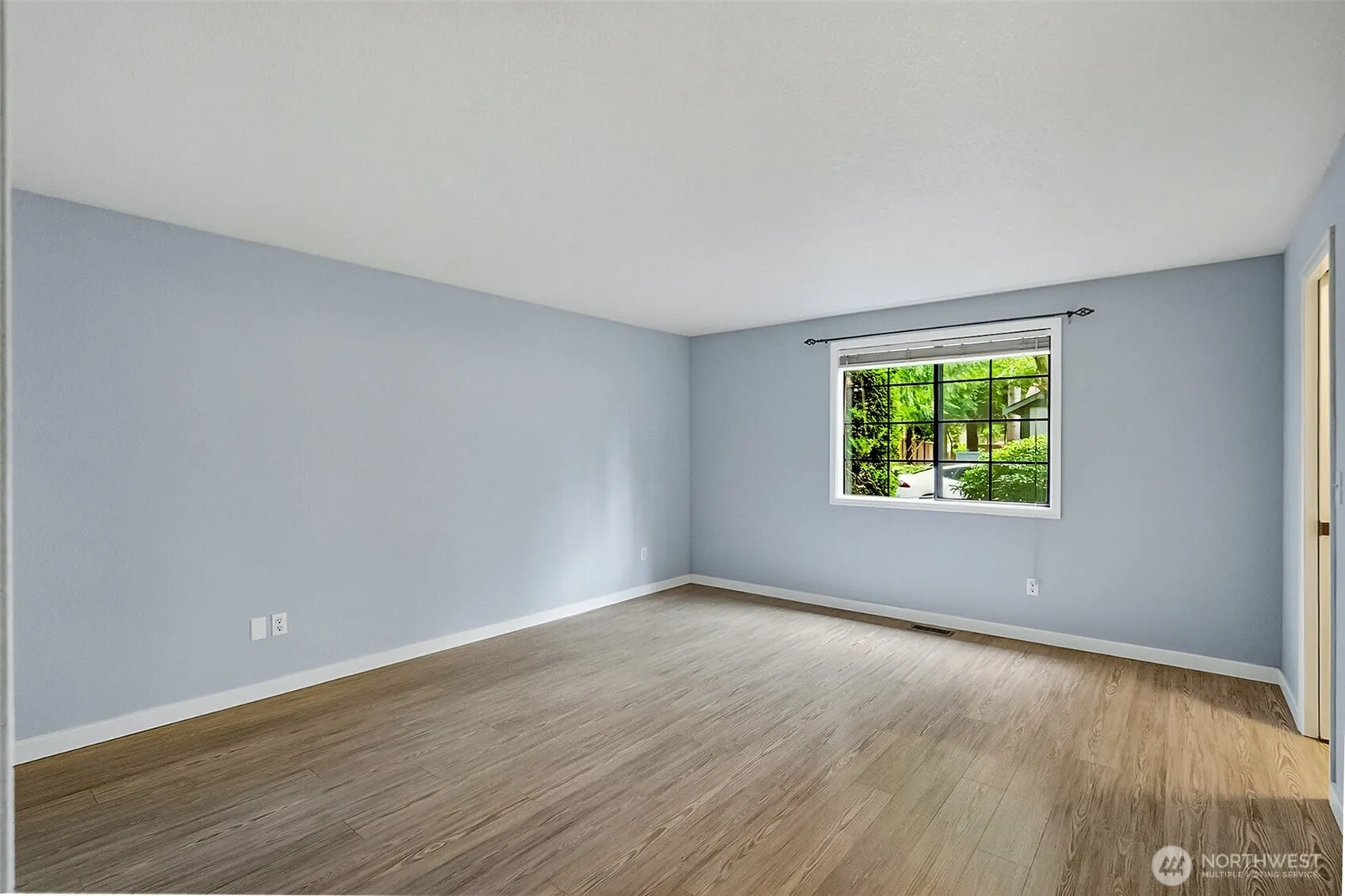 1805 Village Green Drive #16, Mill Creek, WA 98012
