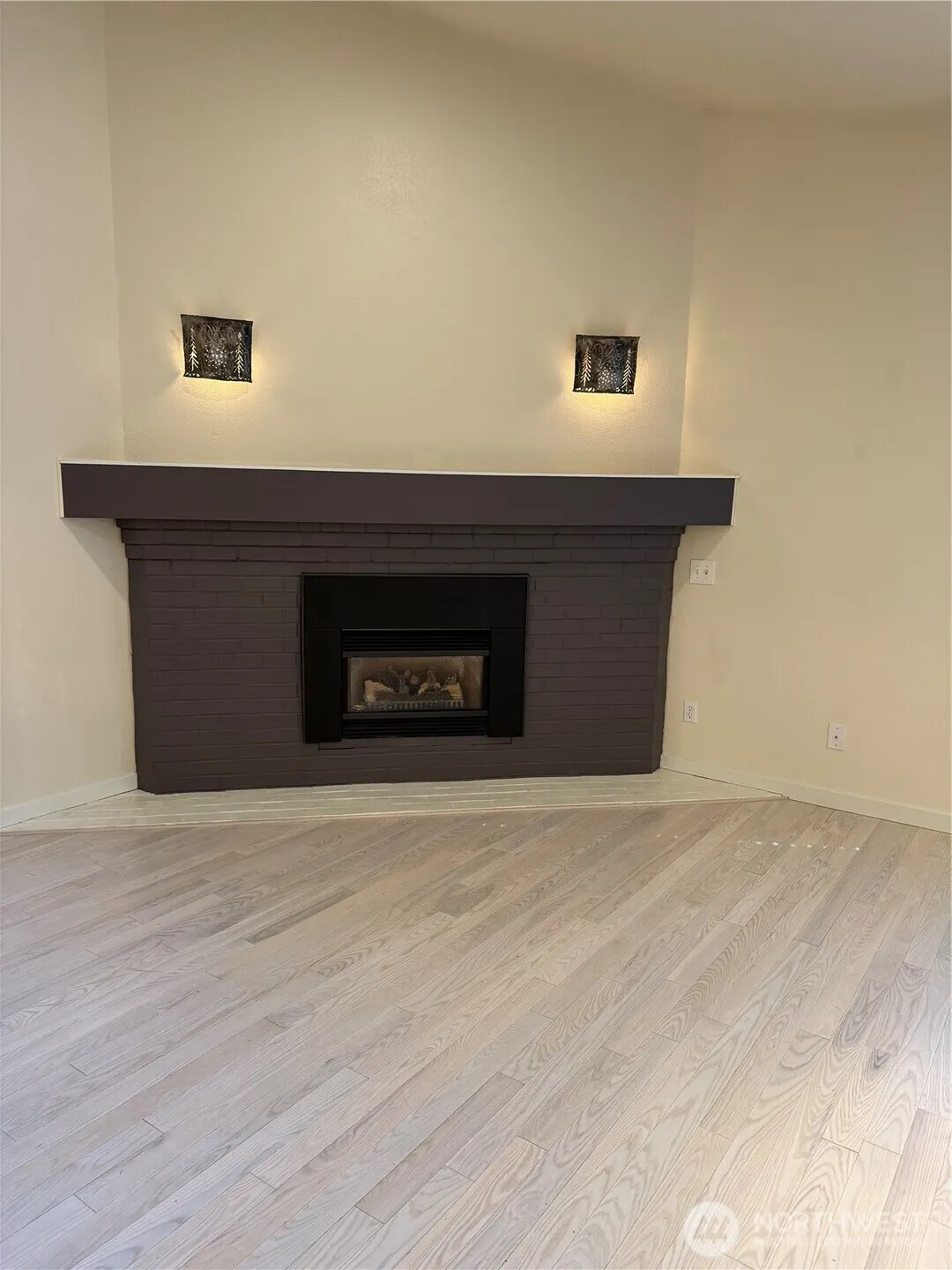 1805 Village Green Drive #16, Mill Creek, WA 98012