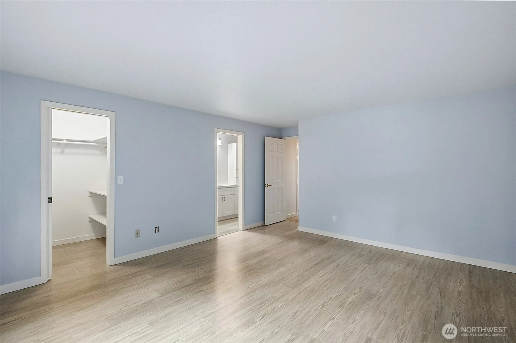 1805 Village Green Drive #16, Mill Creek, WA 98012