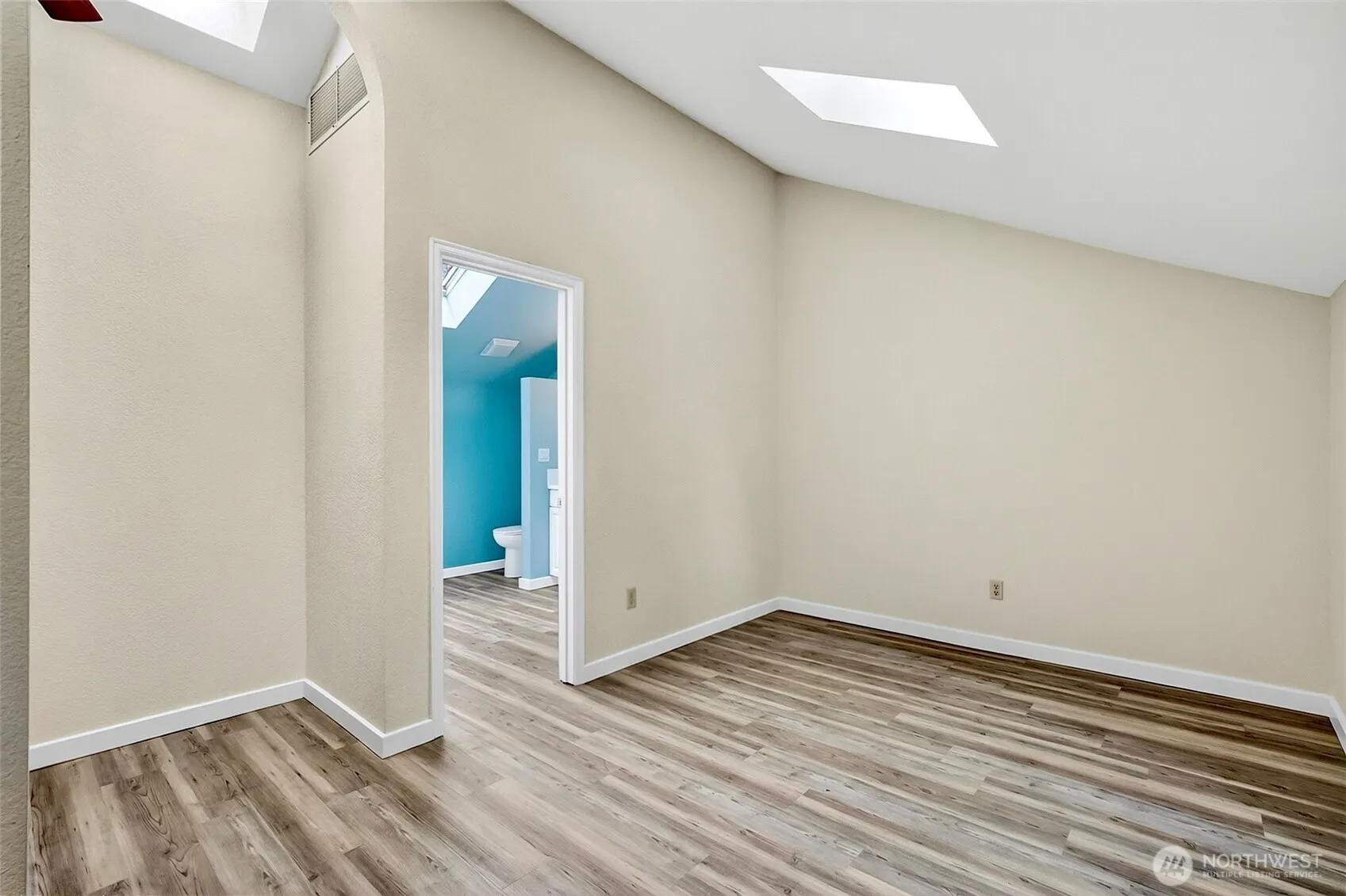 1805 Village Green Drive #16, Mill Creek, WA 98012