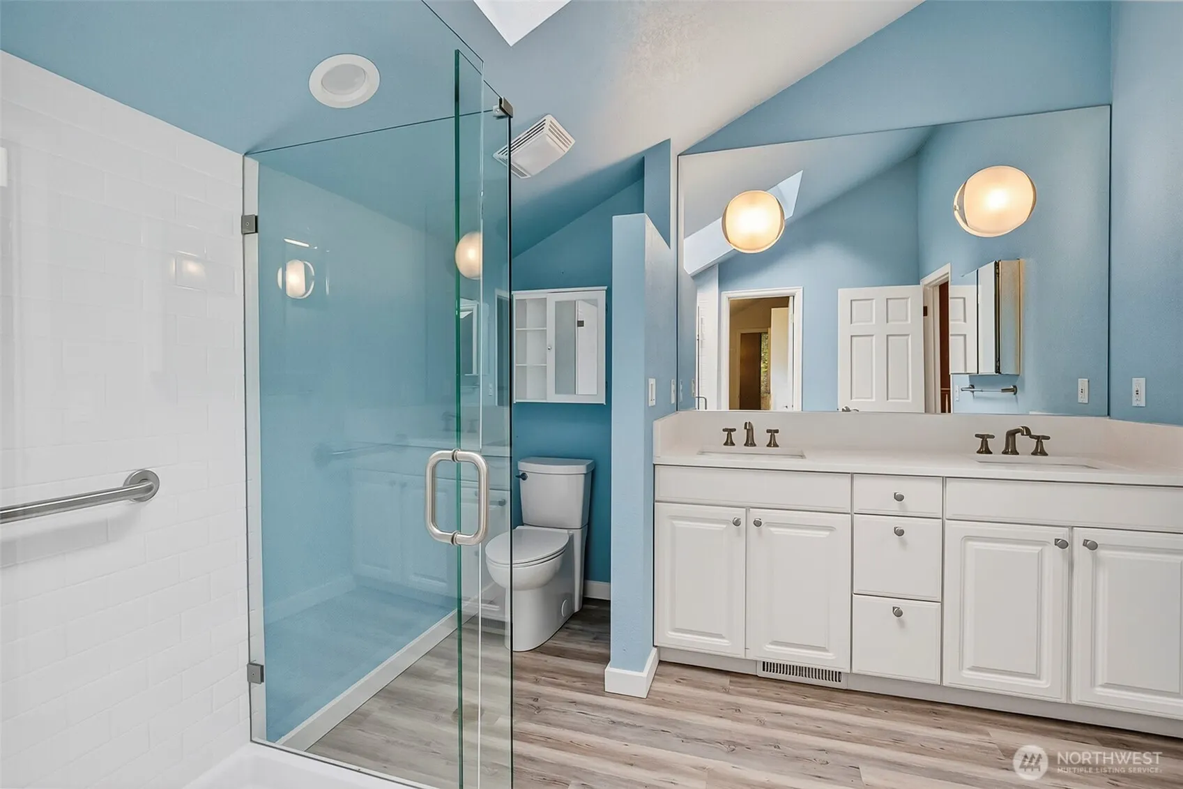 1805 Village Green Drive #16, Mill Creek, WA 98012