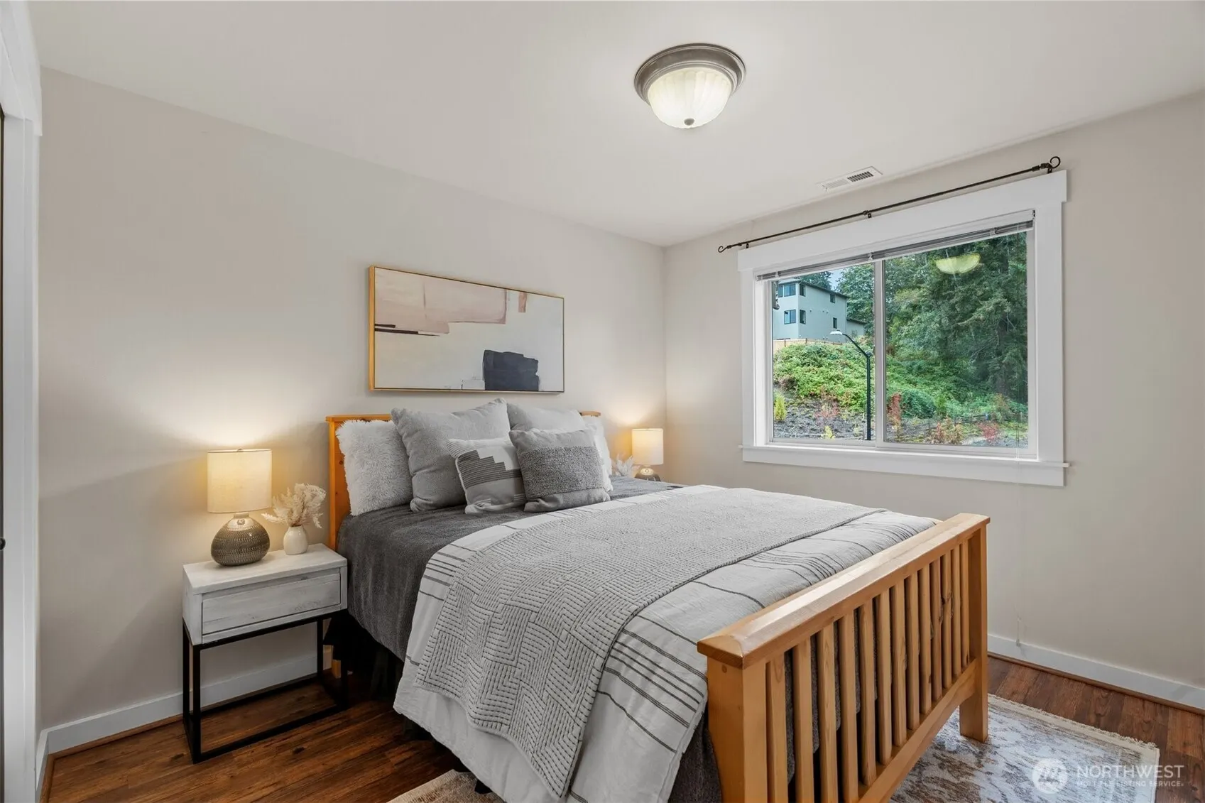 15186 132nd Avenue NE, Woodinville, WA 98072