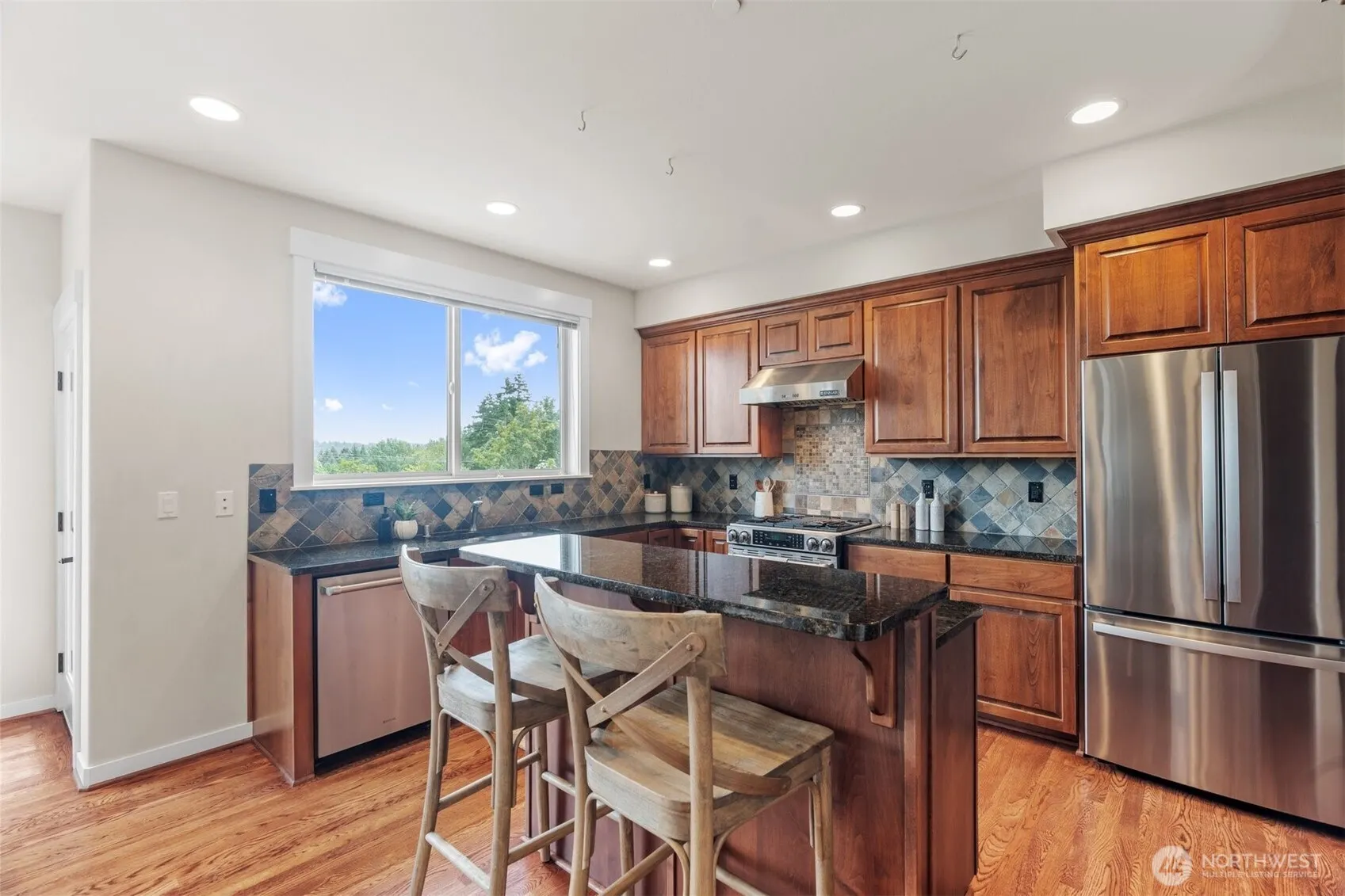 15186 132nd Avenue NE, Woodinville, WA 98072