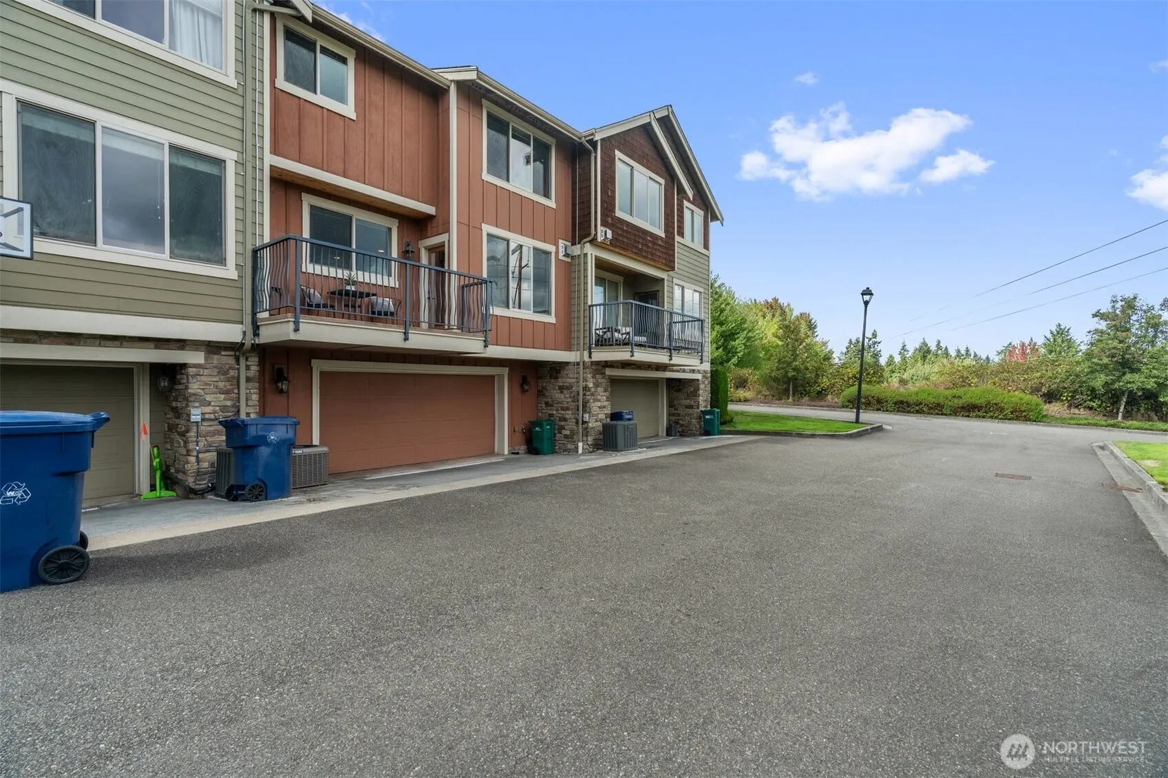 15186 132nd Avenue NE, Woodinville, WA 98072