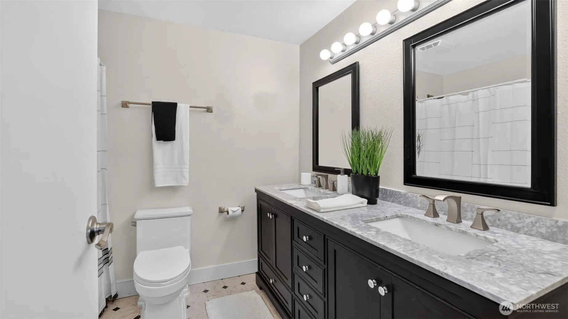15227 SE 175th Place , Renton, WA 98058