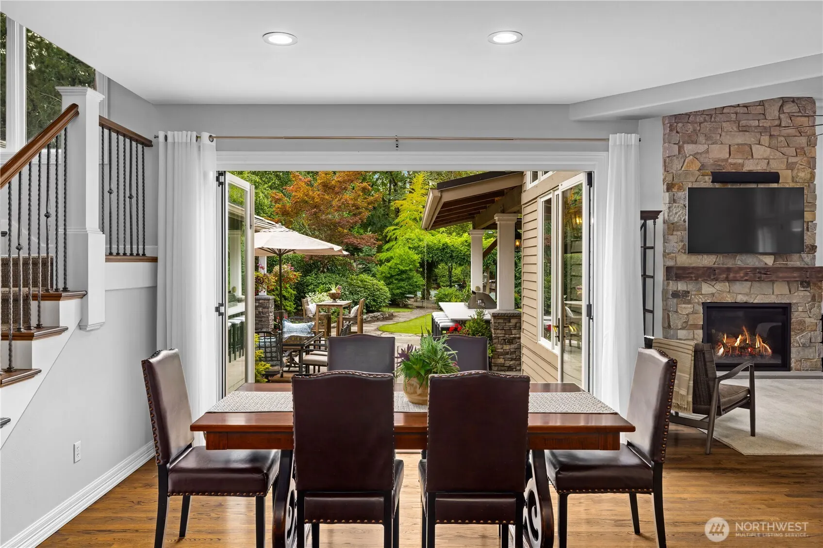 24733 SE Windsor Boulevard , Sammamish, WA 98074