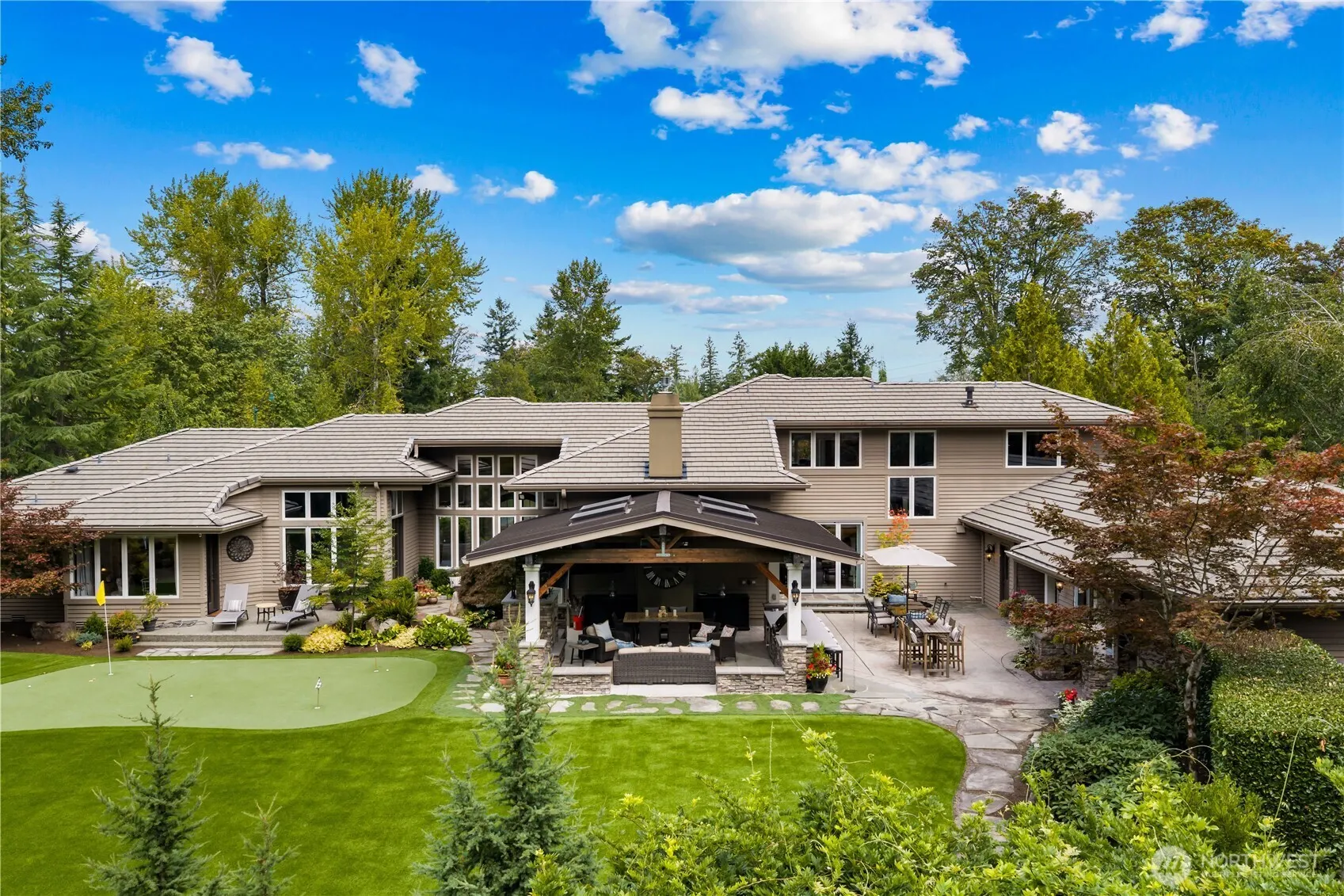 24733 SE Windsor Boulevard , Sammamish, WA 98074