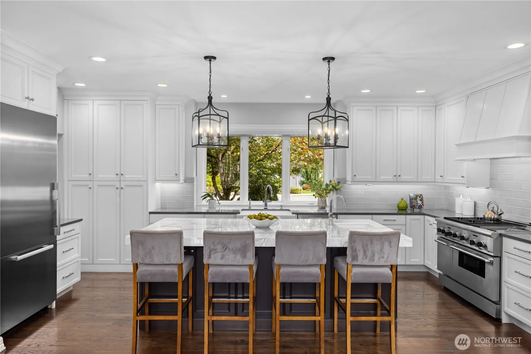 24733 SE Windsor Boulevard , Sammamish, WA 98074
