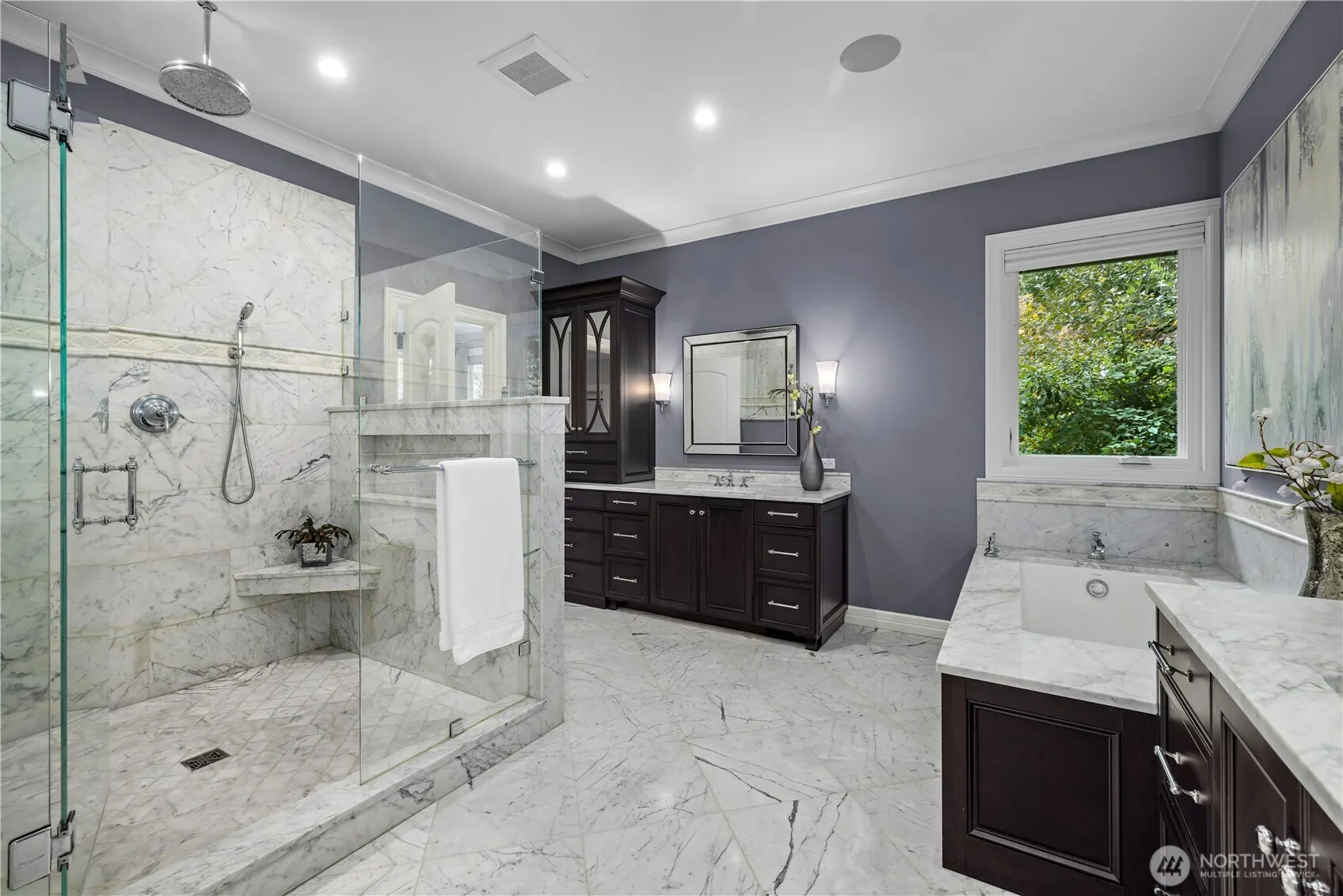 24733 SE Windsor Boulevard , Sammamish, WA 98074