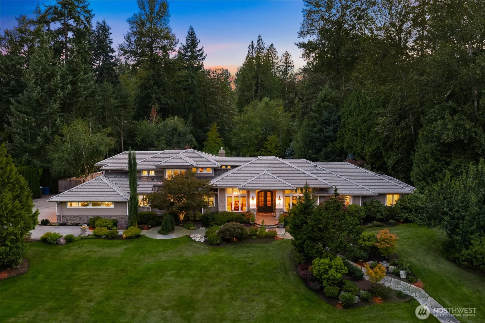 24733 SE Windsor Boulevard , Sammamish, WA 98074