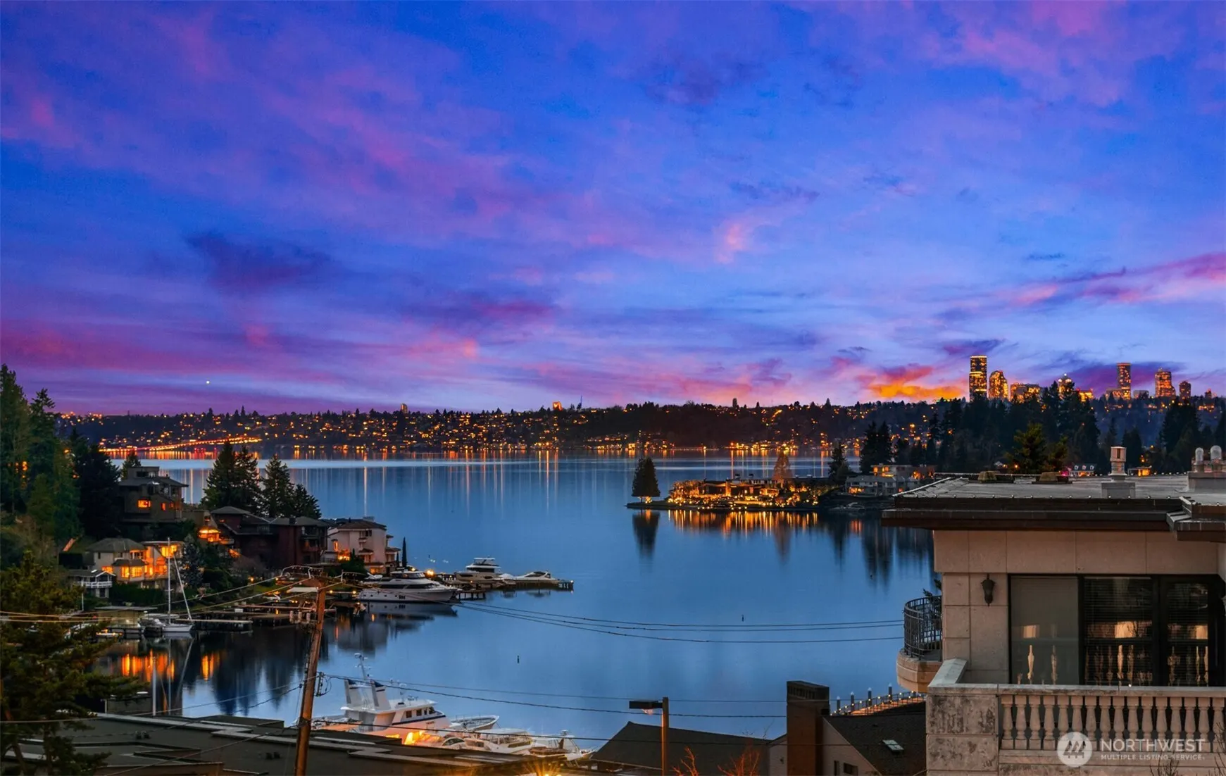 8 100th Avenue NE #401, Bellevue, WA 98004
