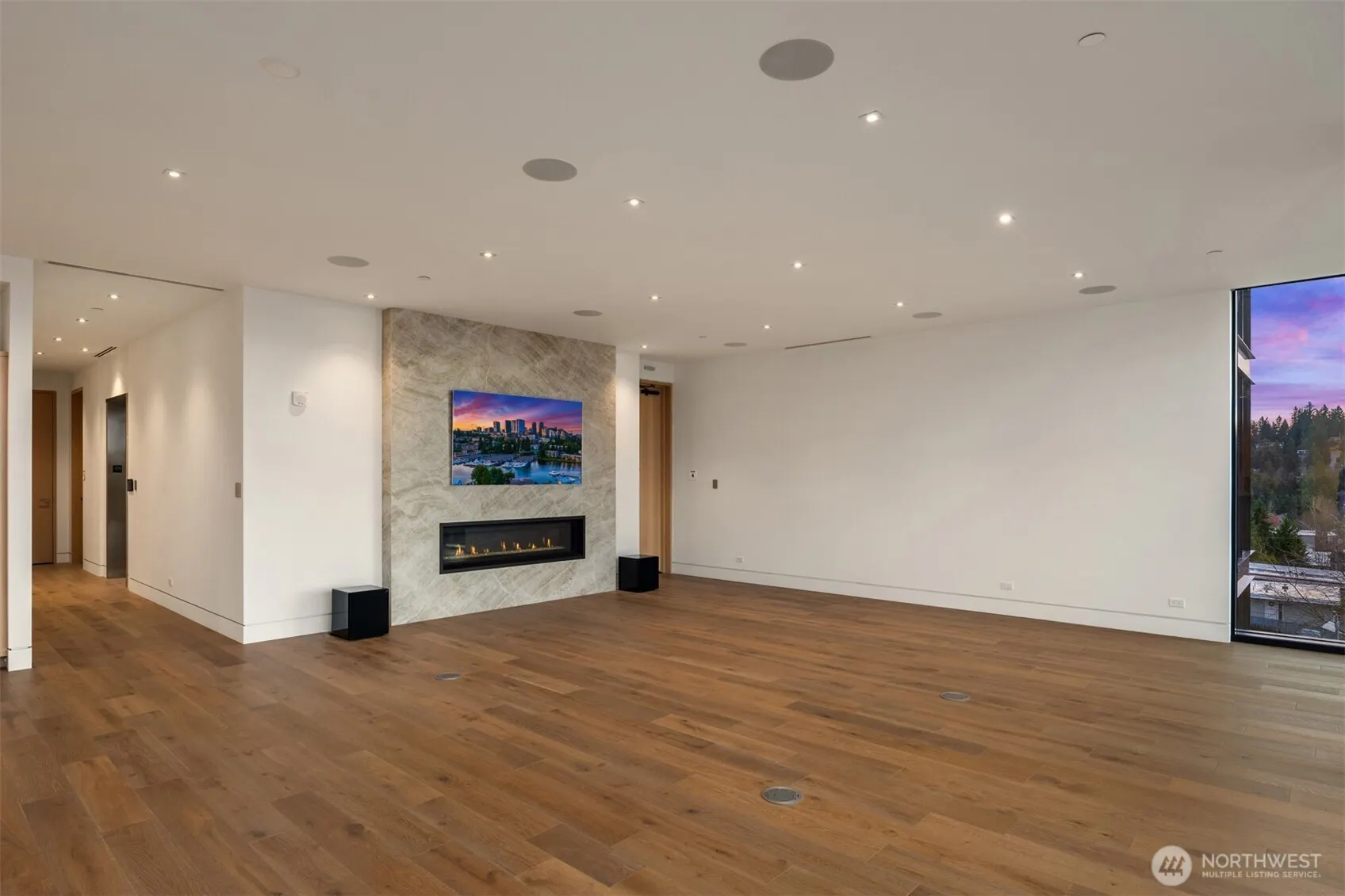 8 100th Avenue NE #401, Bellevue, WA 98004