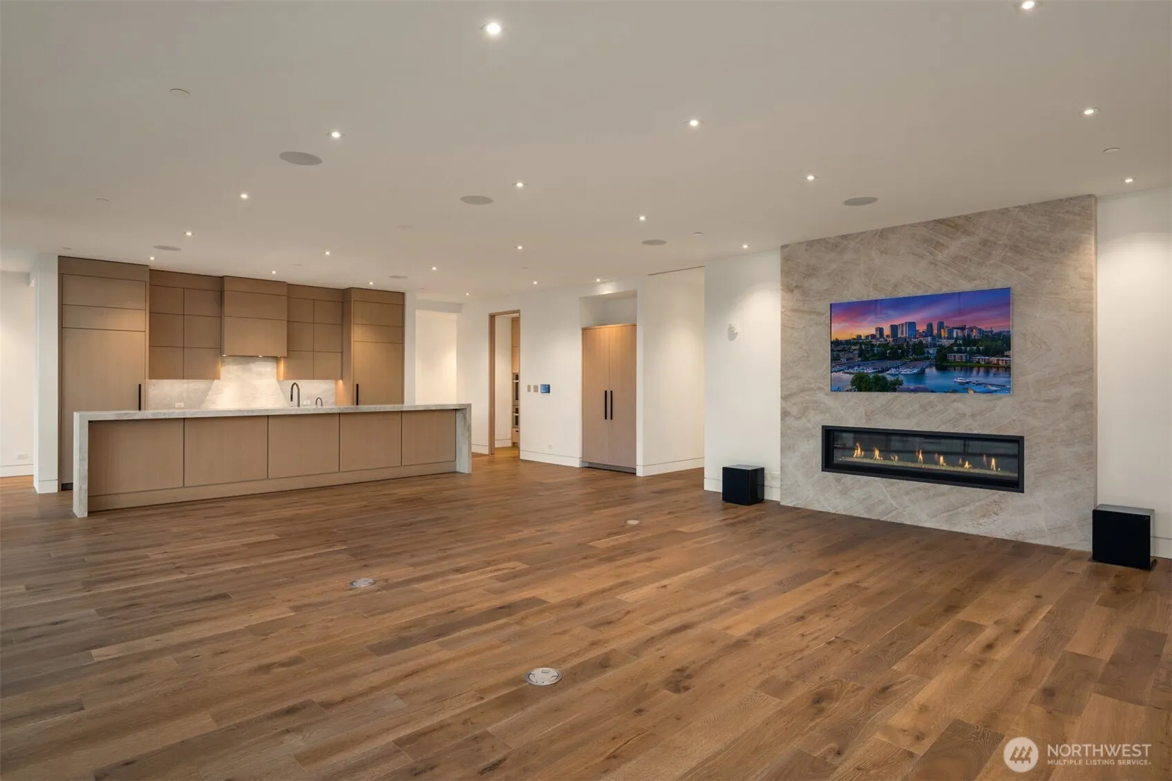 8 100th Avenue NE #401, Bellevue, WA 98004