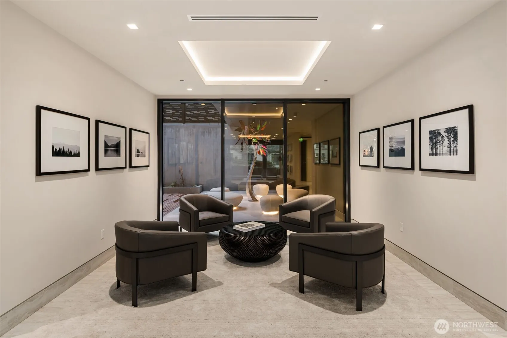 8 100th Avenue NE #401, Bellevue, WA 98004