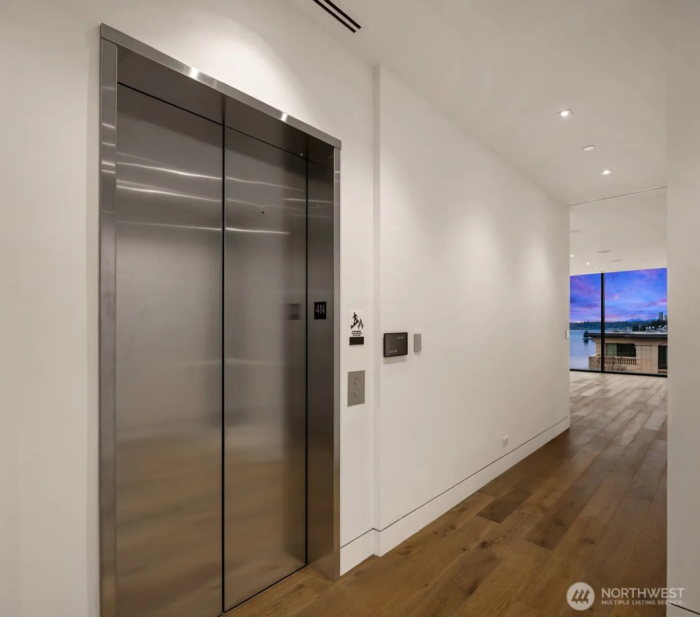 8 100th Avenue NE #401, Bellevue, WA 98004
