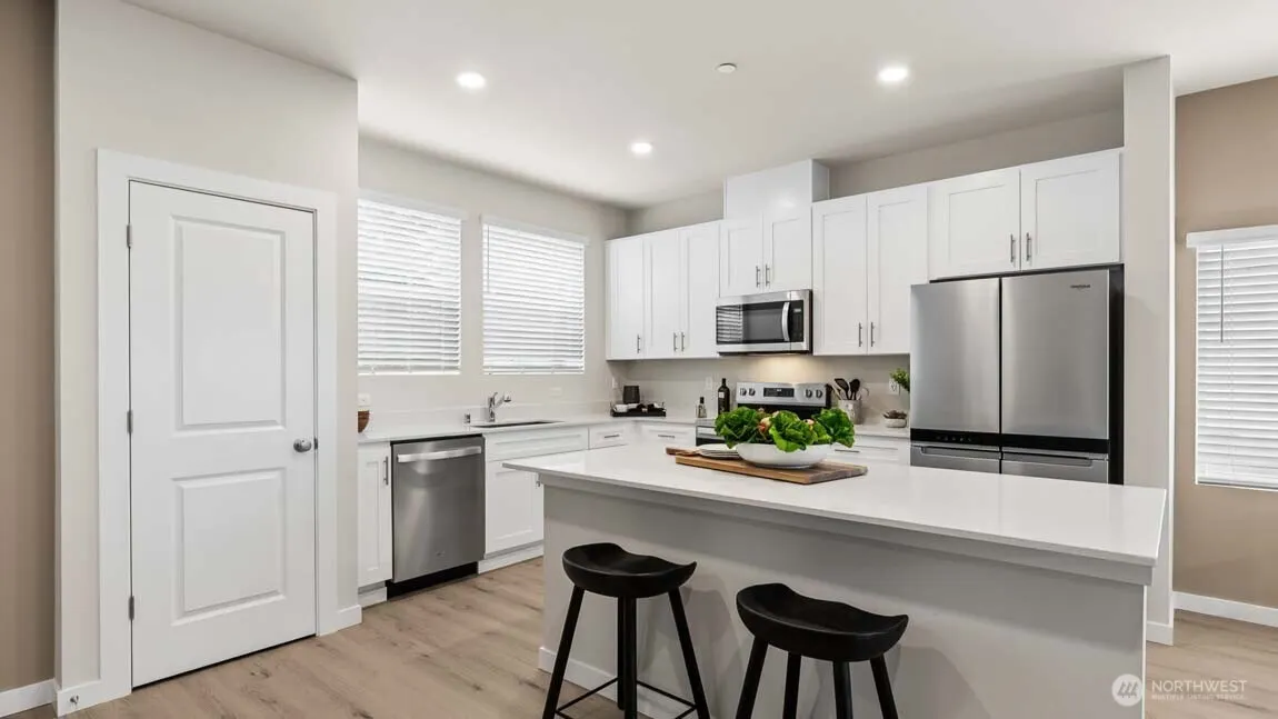 15215 35th Ave W #C5, Lynnwood, WA 98087