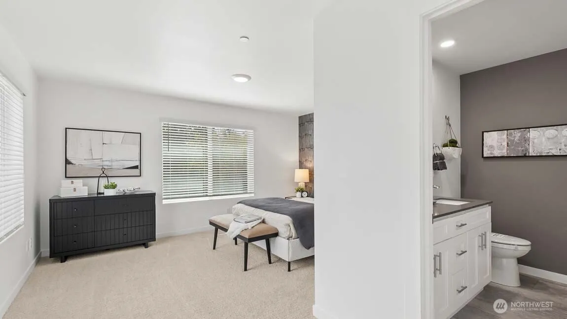 16830 20th Avenue W #B6, Lynnwood, WA 98037
