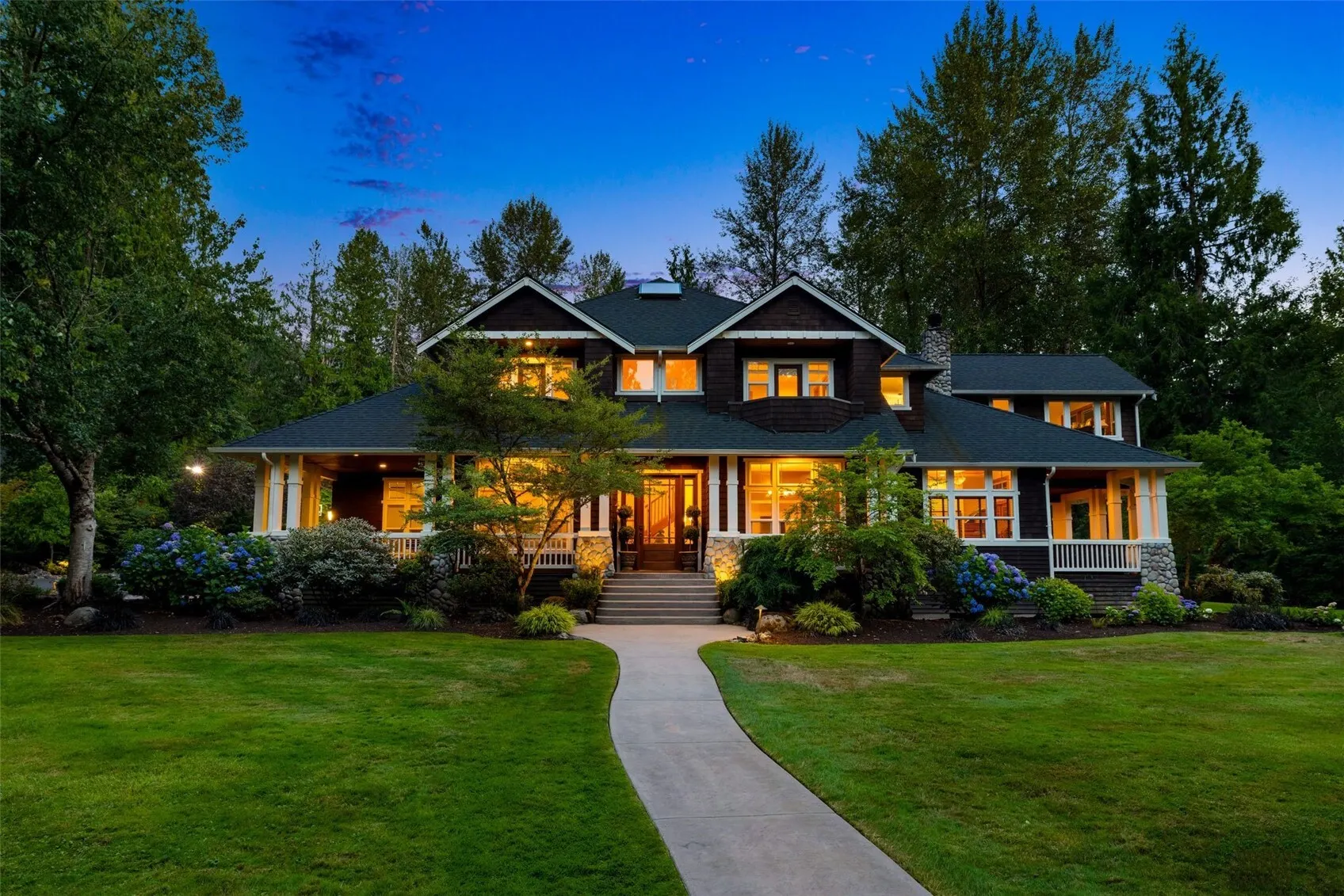 26415 SE Old Black Nugget Road , Issaquah, WA 98029