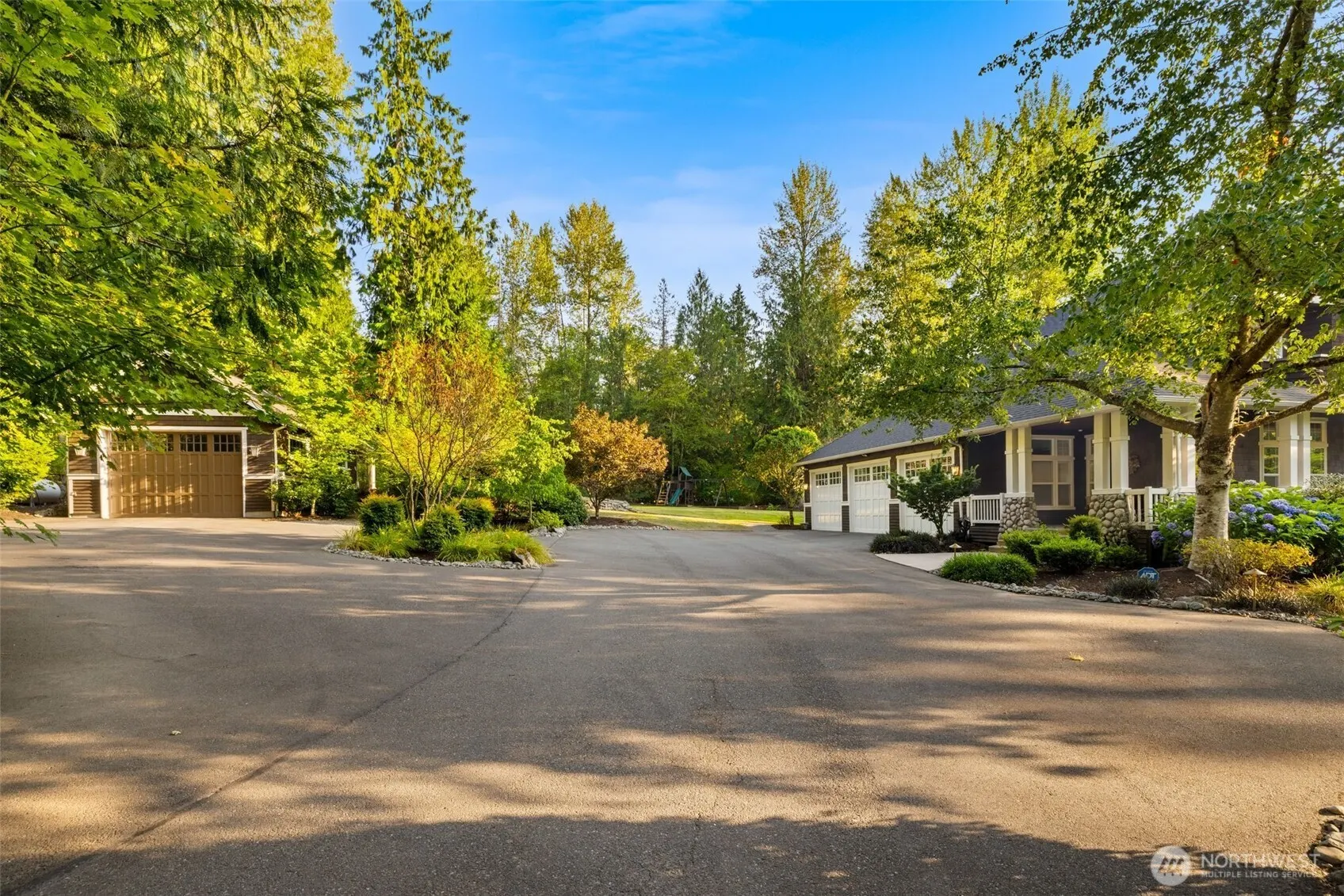 26415 SE Old Black Nugget Road , Issaquah, WA 98029