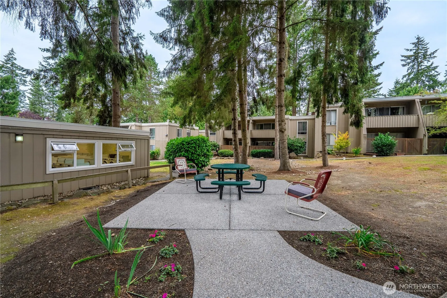 4801 180th Street SW #B206, Lynnwood, WA 98037