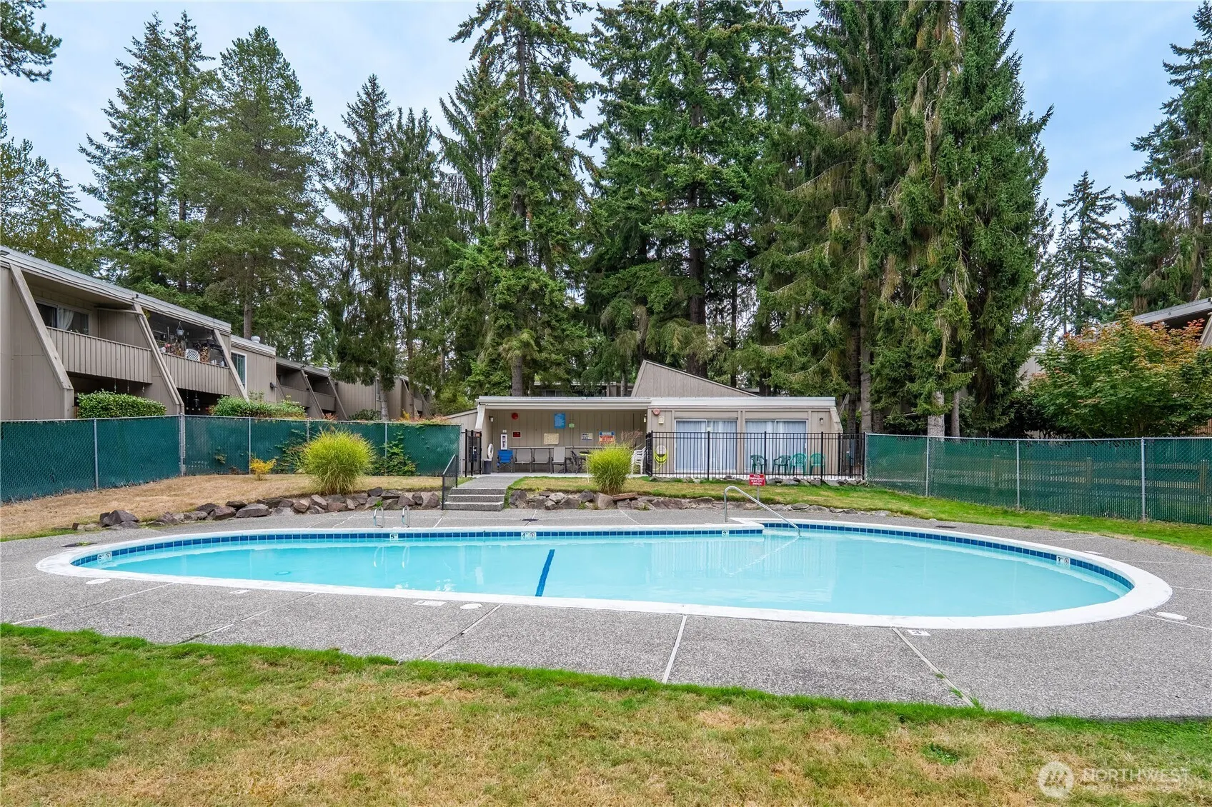 4801 180th Street SW #B206, Lynnwood, WA 98037