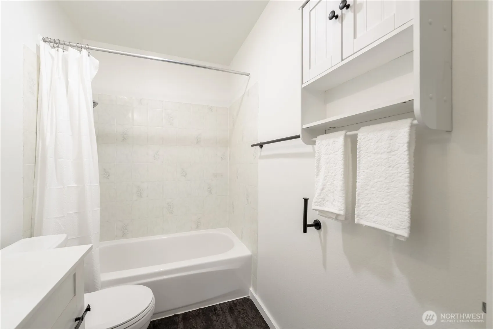 4801 180th Street SW #B206, Lynnwood, WA 98037