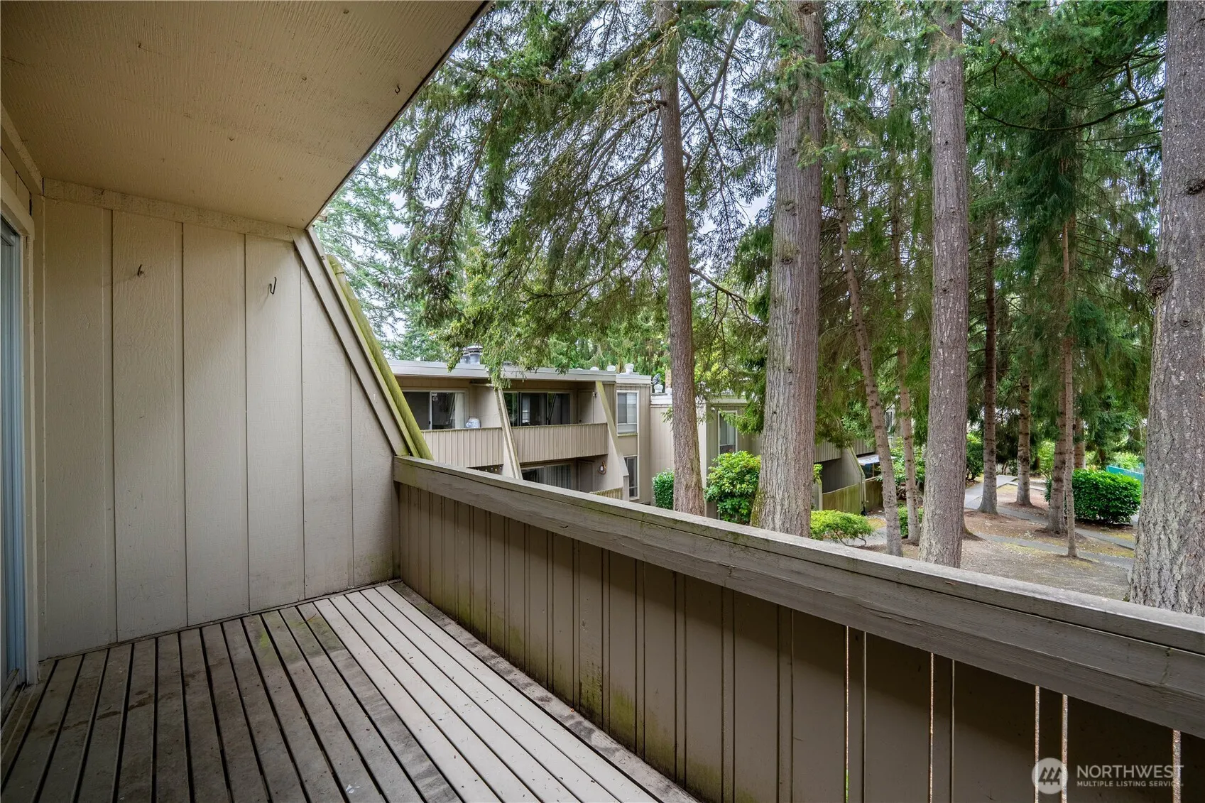 4801 180th Street SW #B206, Lynnwood, WA 98037