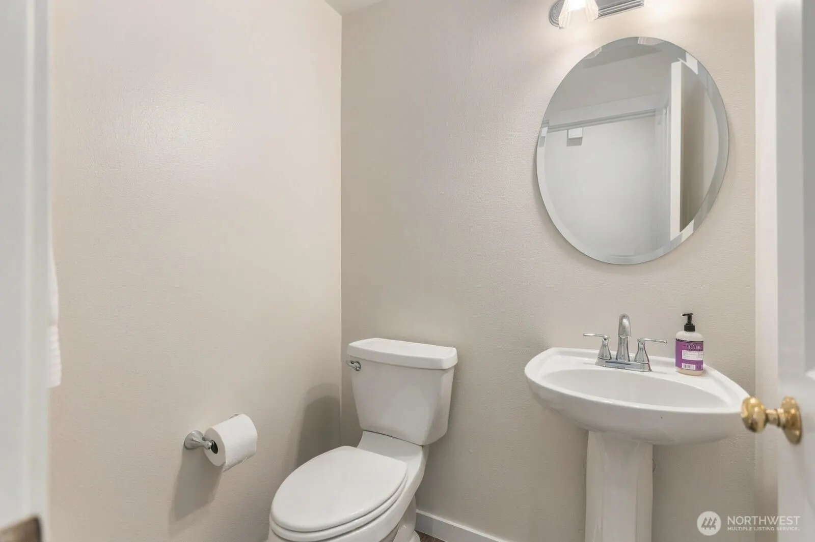 21803 42nd Place S #25, Kent, WA 98032-2373