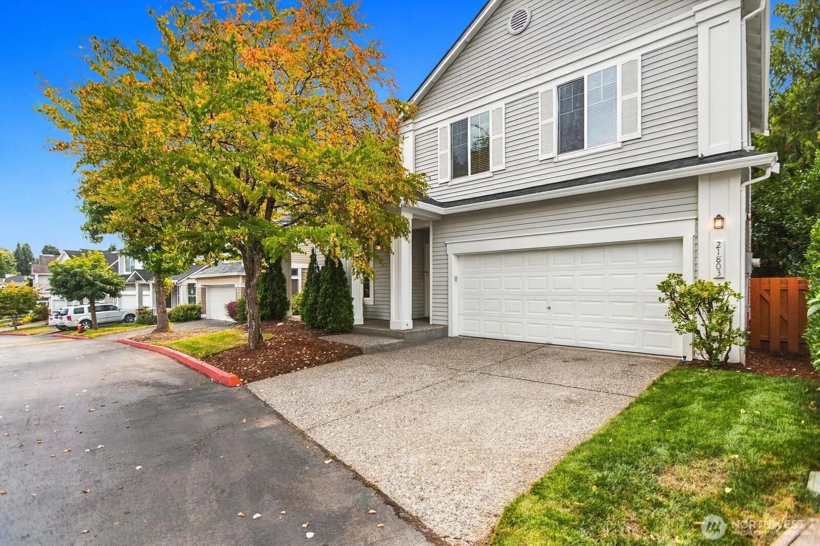 21803 42nd Place S #25, Kent, WA 98032-2373