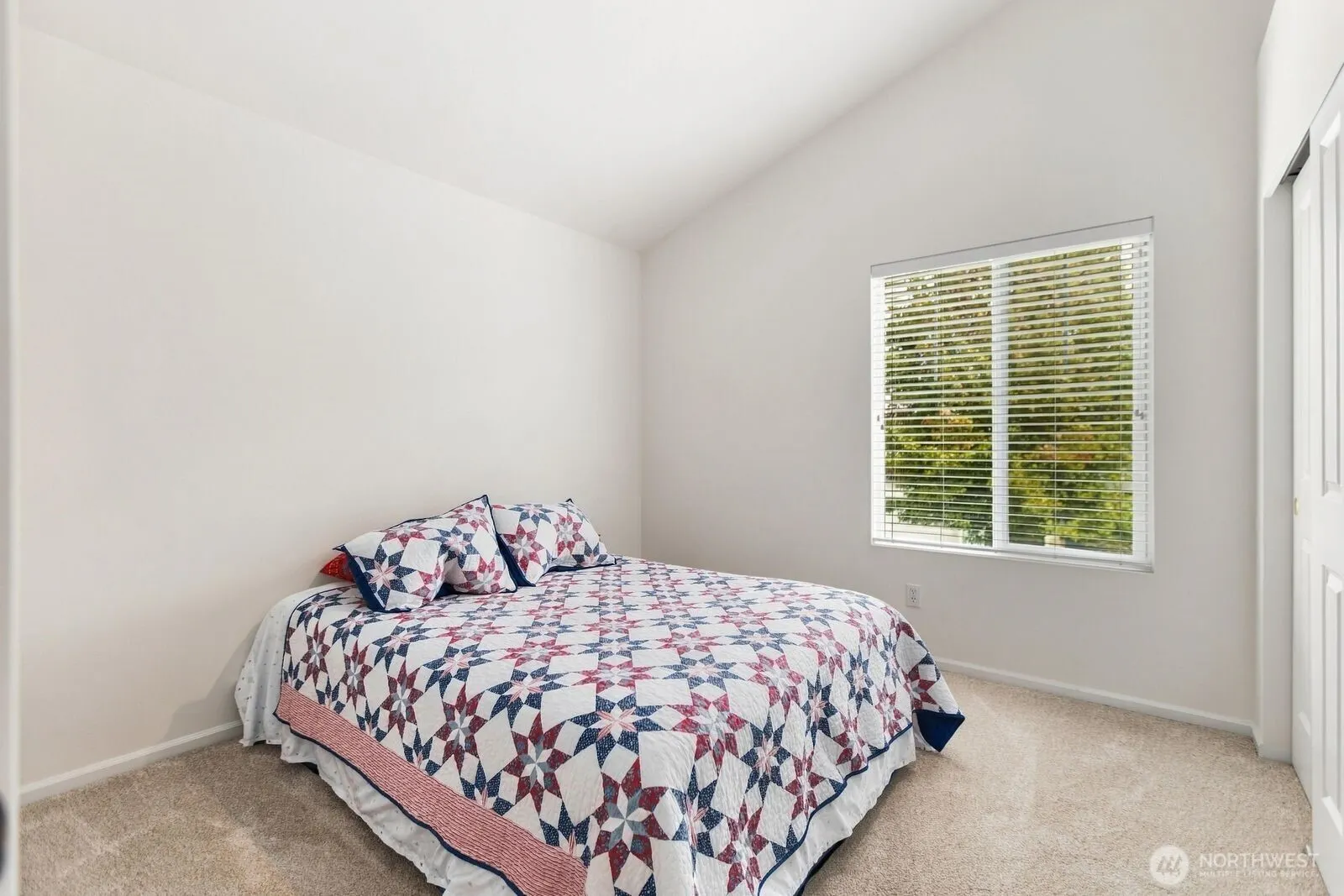 21803 42nd Place S #25, Kent, WA 98032-2373