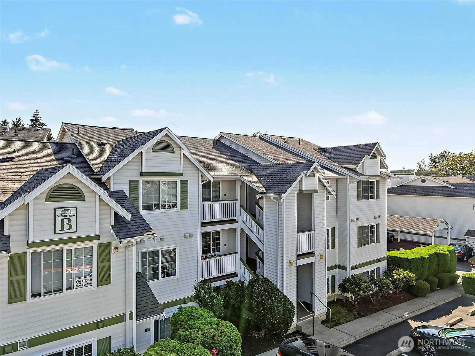 901 Sunset Boulevard NE #B307, Renton, WA 98056
