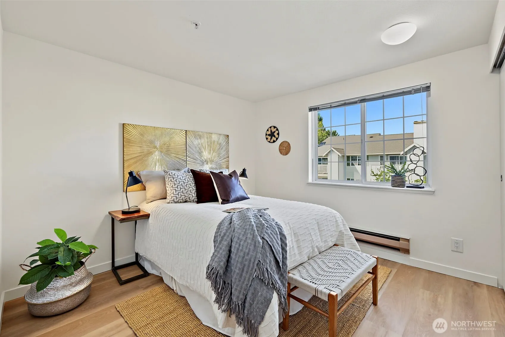 901 Sunset Boulevard NE #B307, Renton, WA 98056