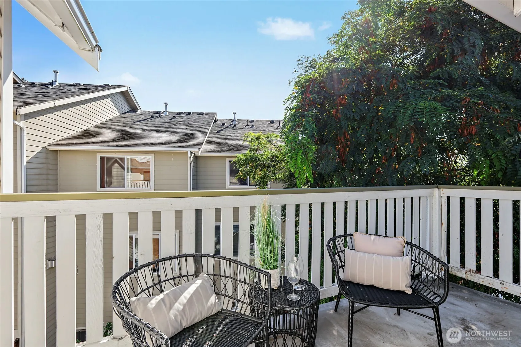 901 Sunset Boulevard NE #B307, Renton, WA 98056