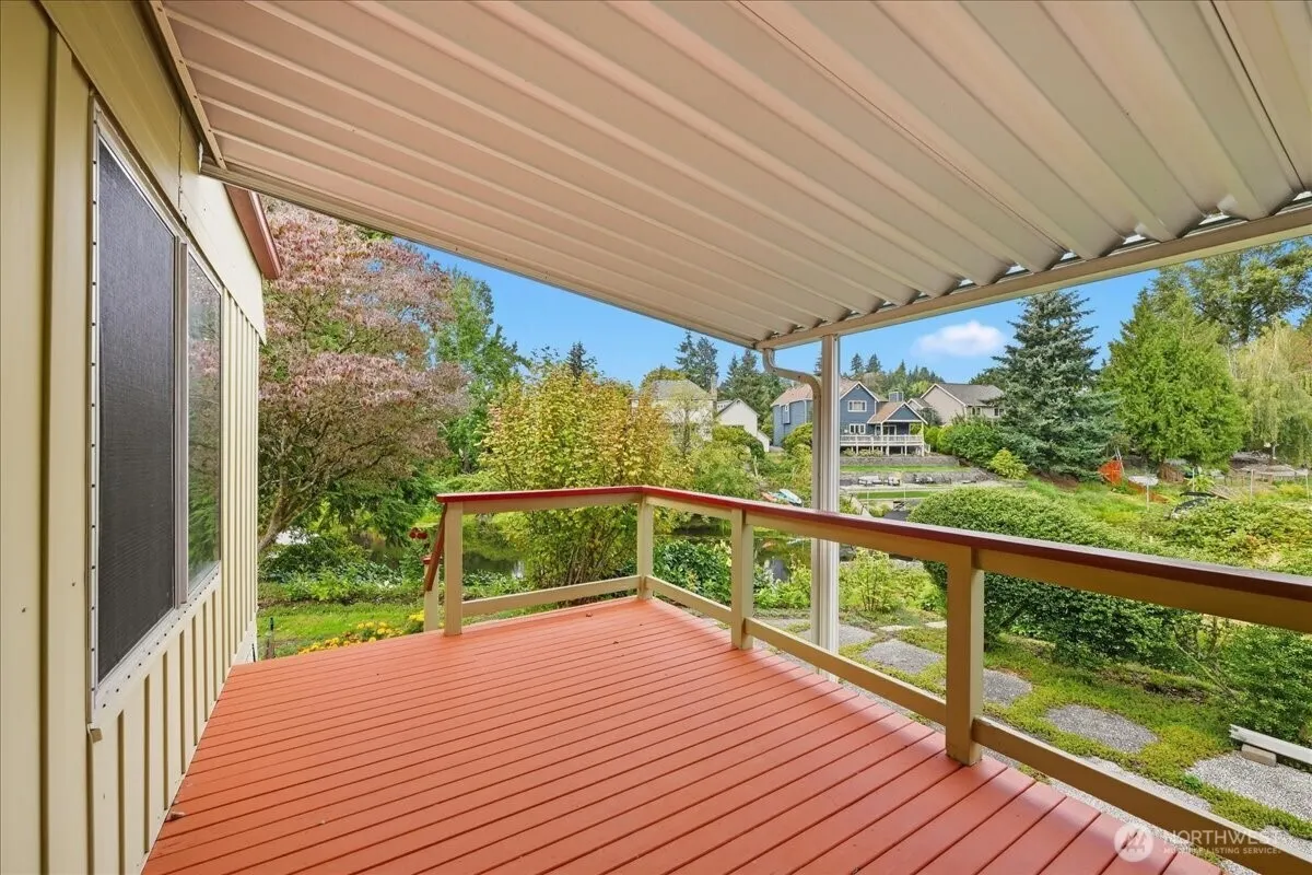 11330 E Riverside Drive #40, Bothell, WA 98043